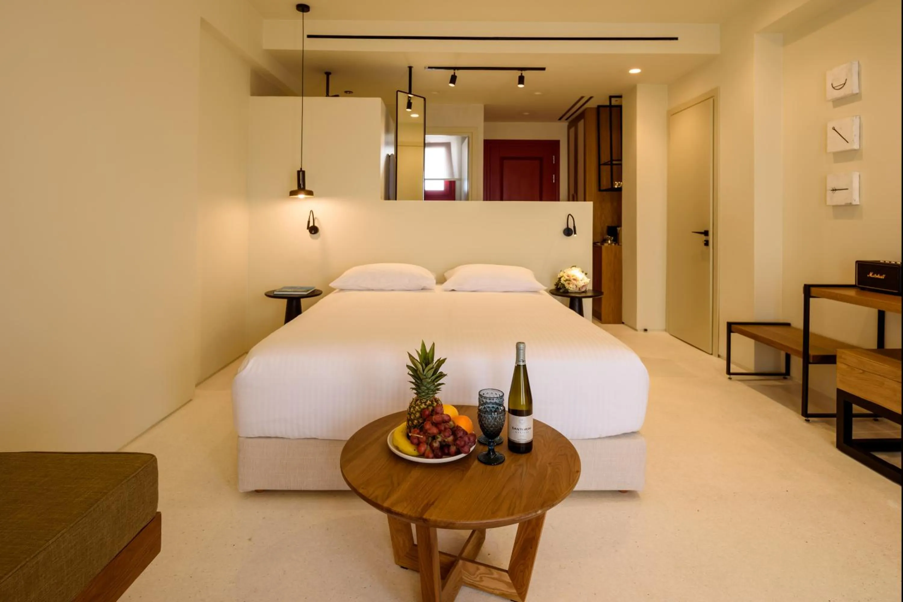 Bed in Potnia Theron Suites