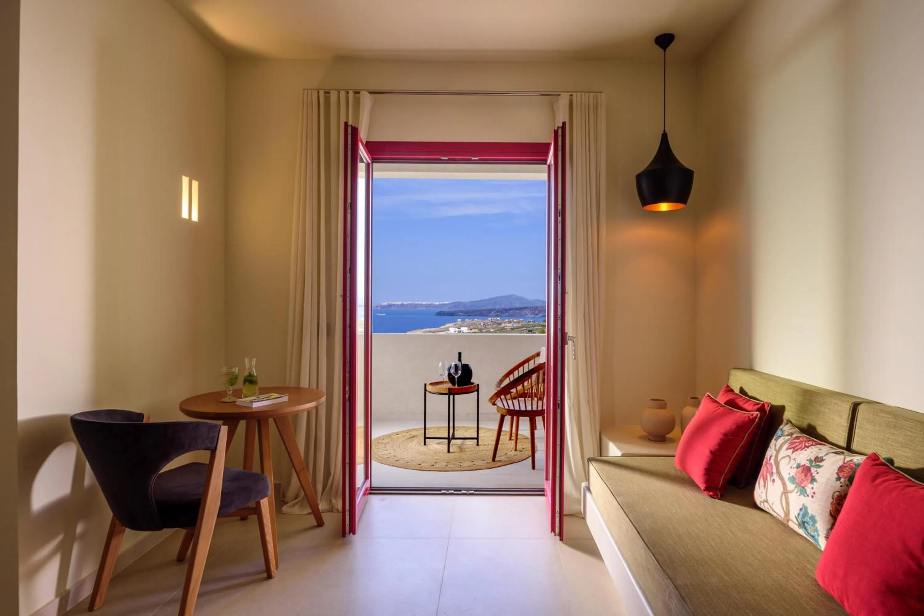 Natural landscape in Potnia Theron Suites