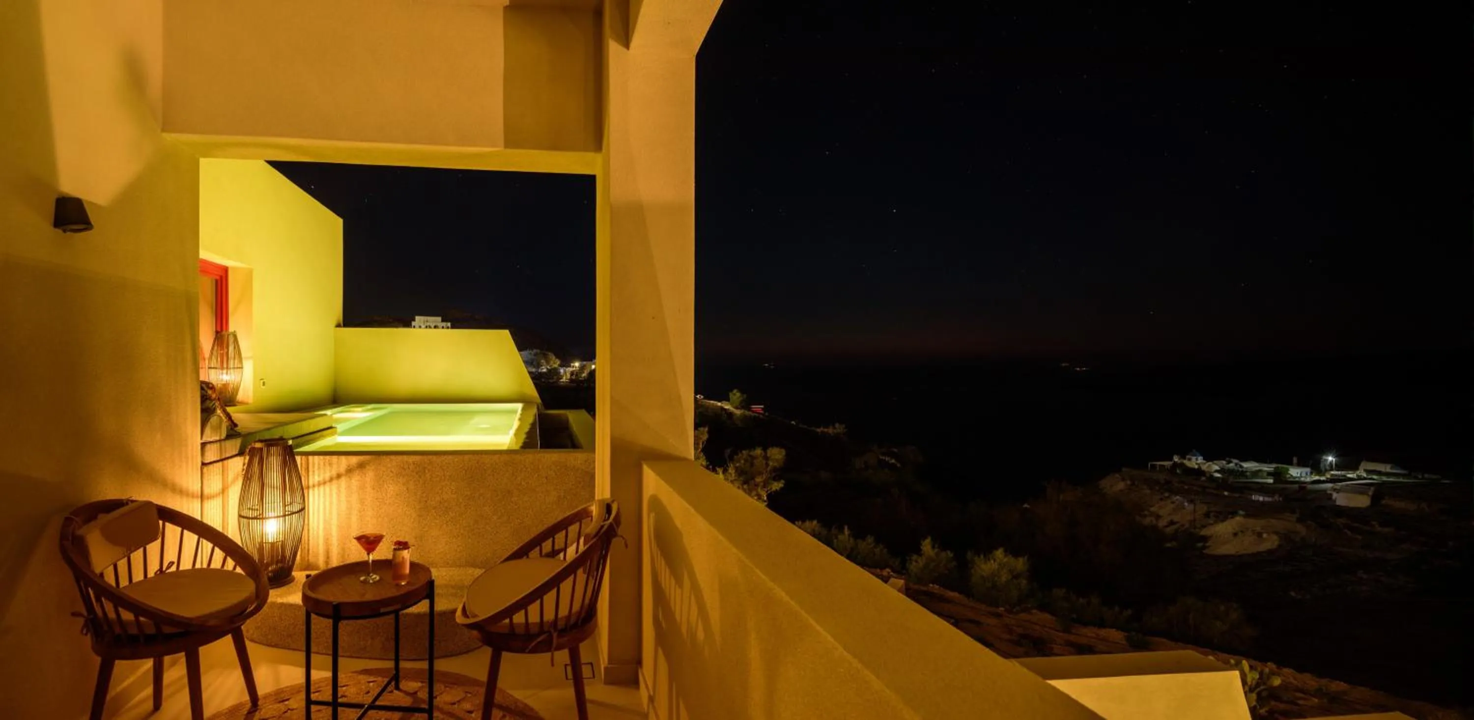 Night in Potnia Theron Suites