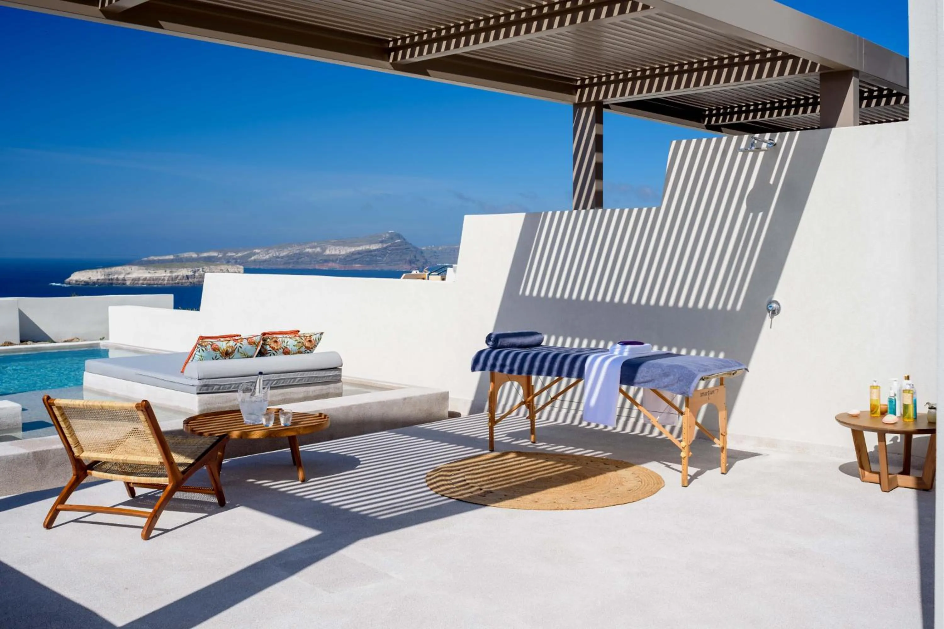 Patio in Potnia Theron Suites