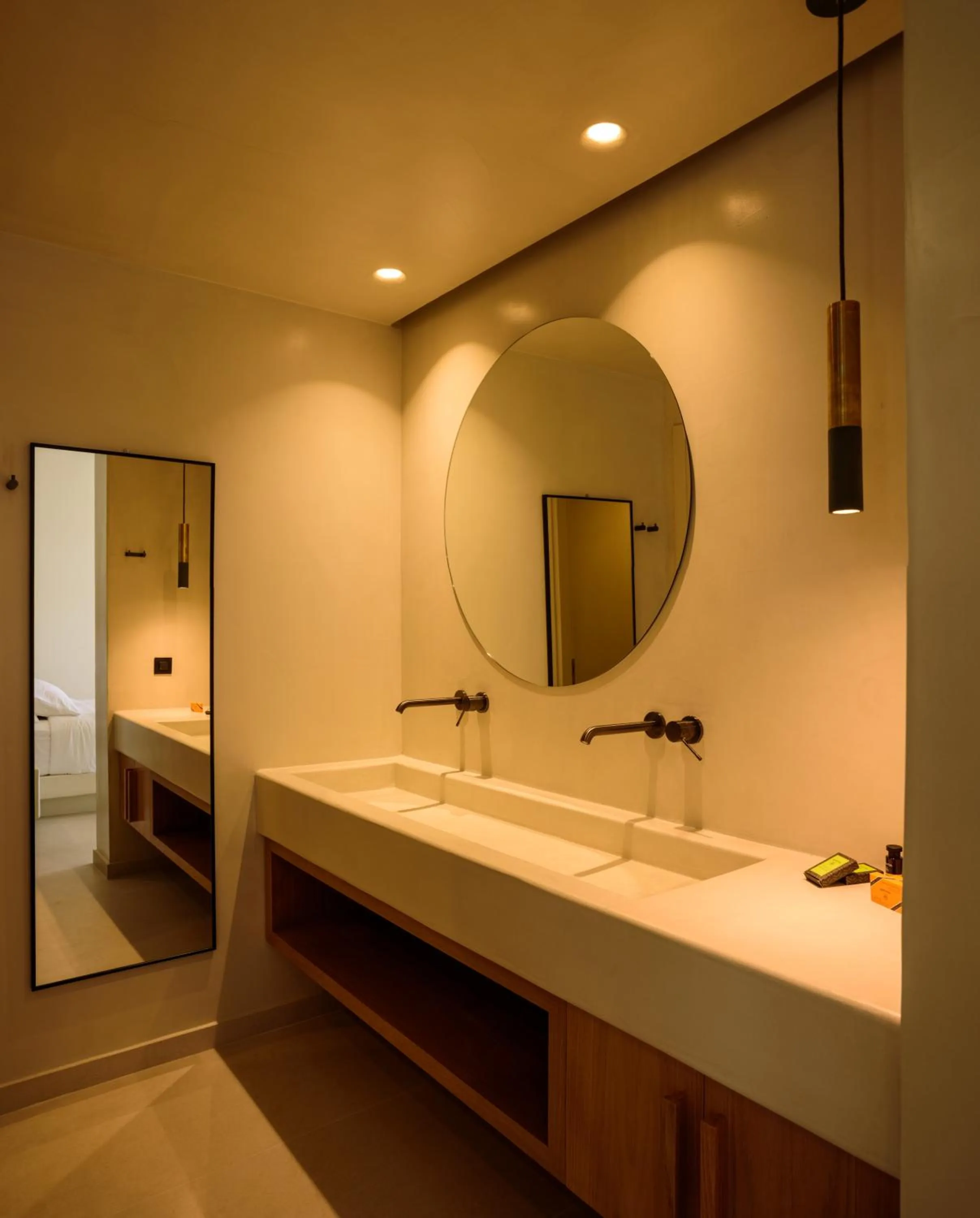 Bathroom in Potnia Theron Suites