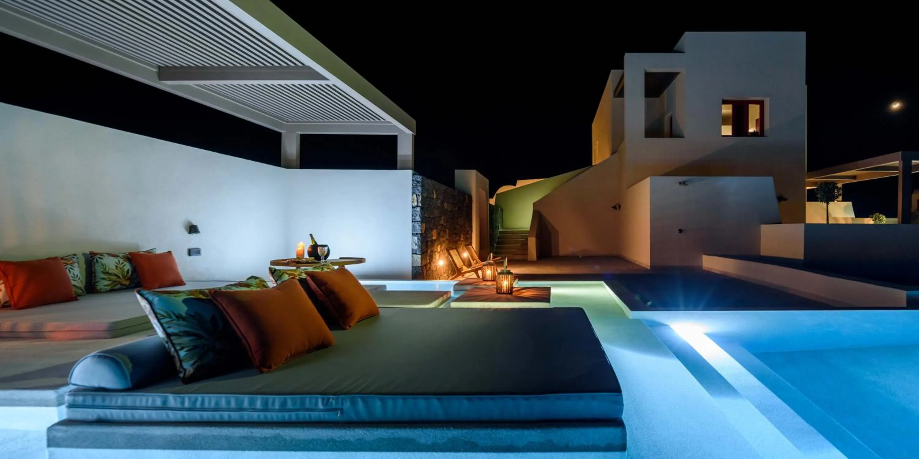 Patio in Potnia Theron Suites