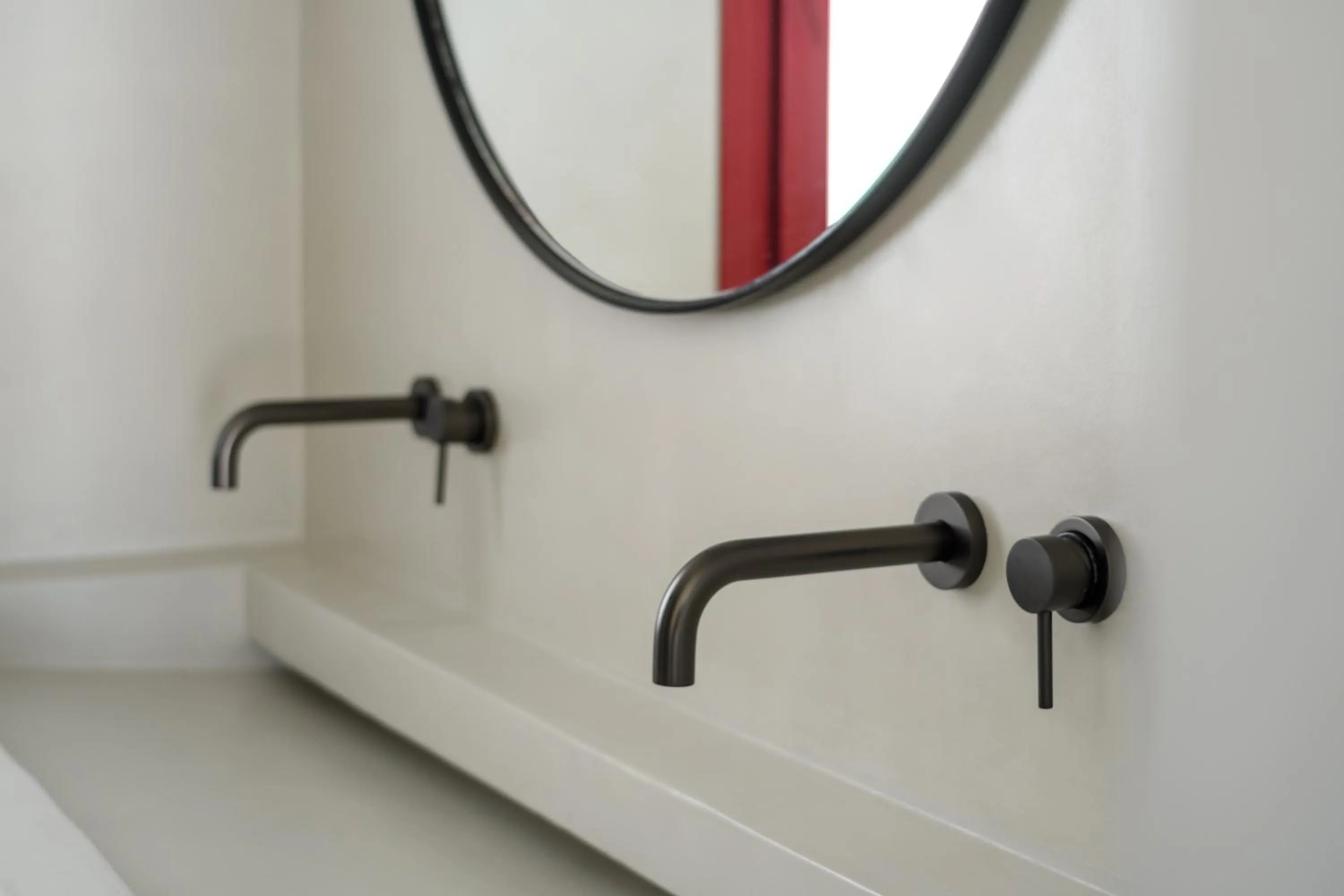 Shower in Potnia Theron Suites