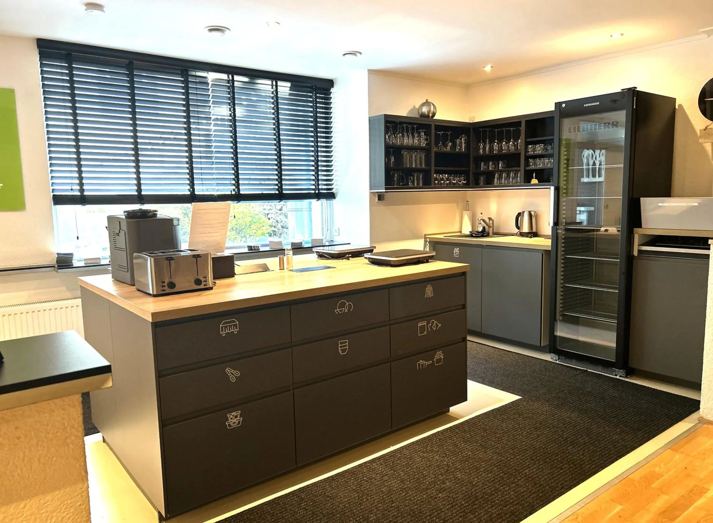 Communal kitchen in WohnRaum Gäste- & Boardinghaus