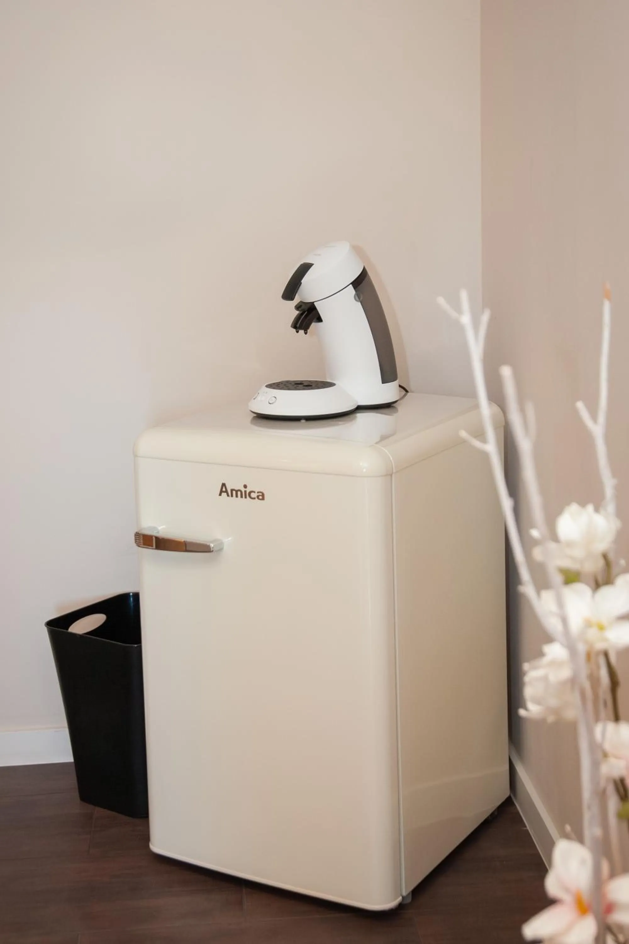 Coffee/tea facilities in WohnRaum Gäste- & Boardinghaus