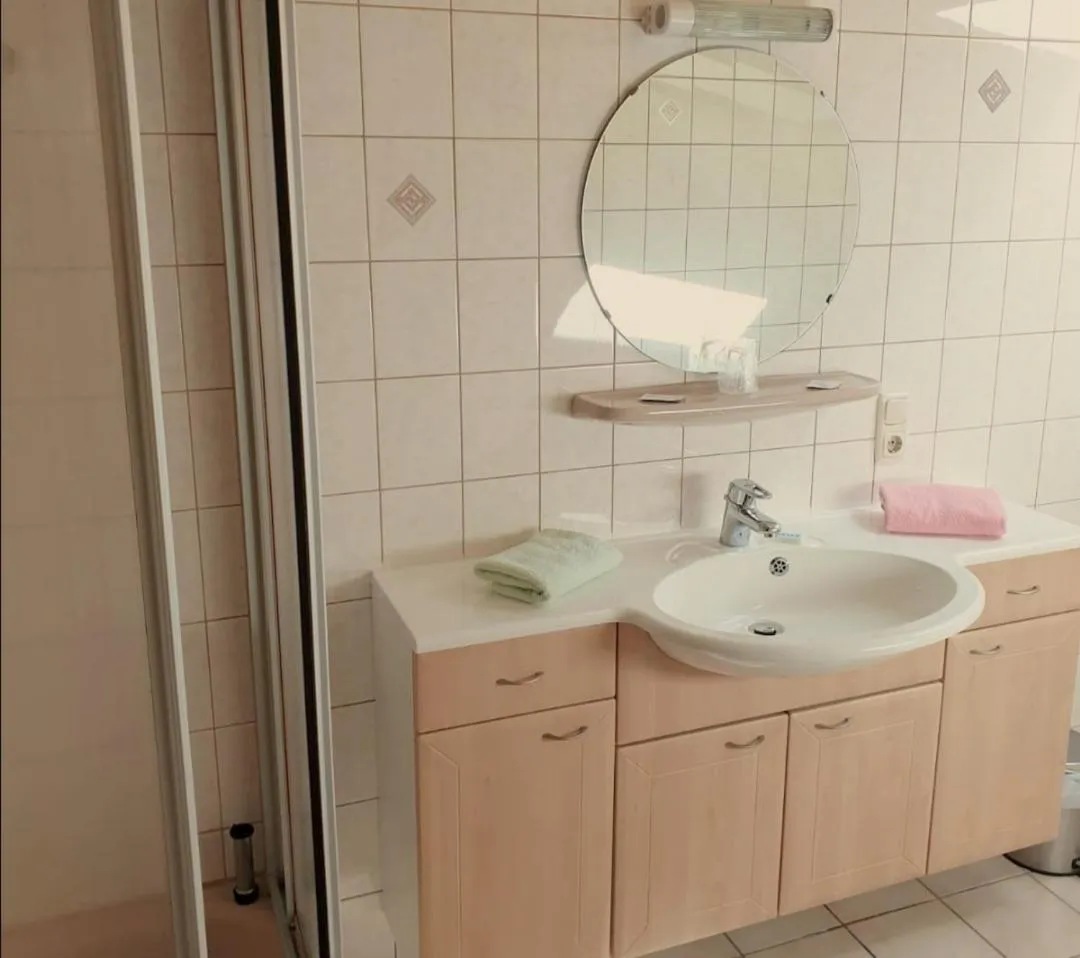 Bathroom in Landhotel Heidkrug