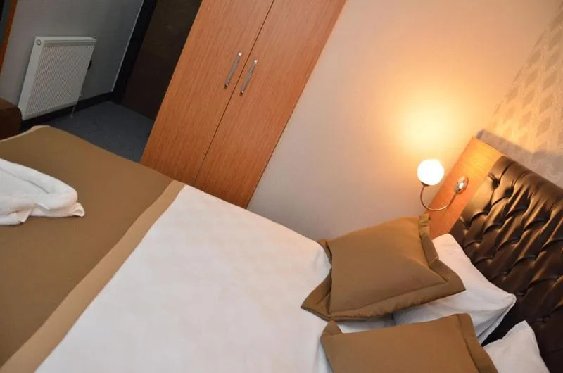 Bed in Otel Grand Lark İstanbul