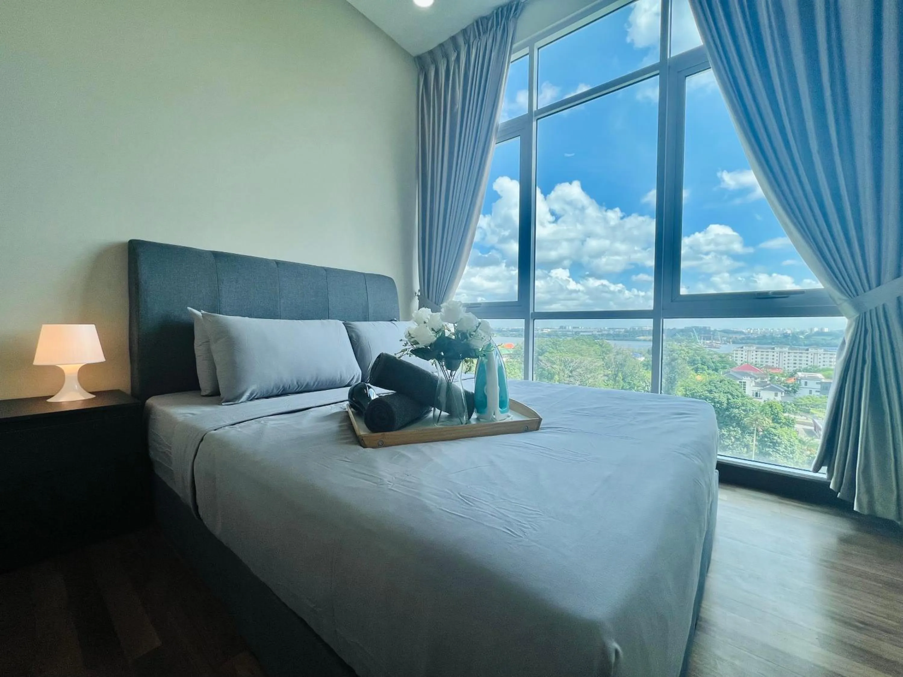 Bedroom, Bed in Paragon Suite Homestay by Antlerzone