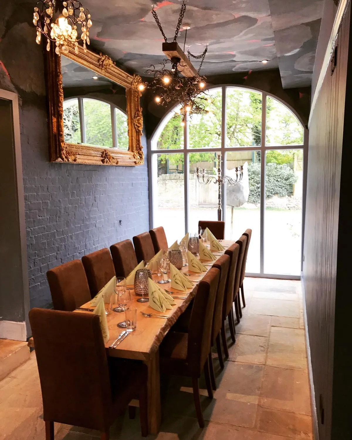 Food and drinks in The Wychwood Inn