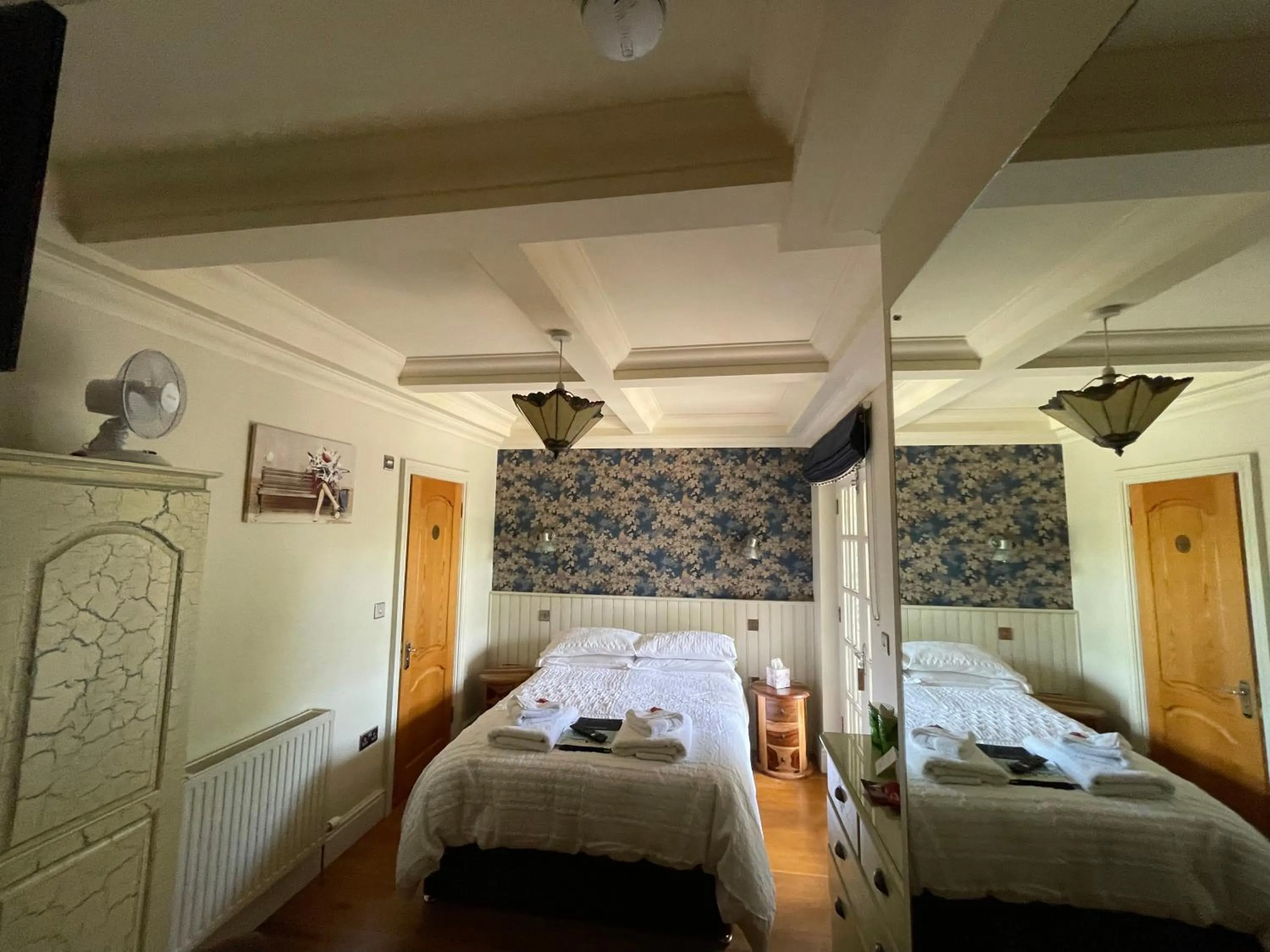 Bed in Bradleigh Lodge