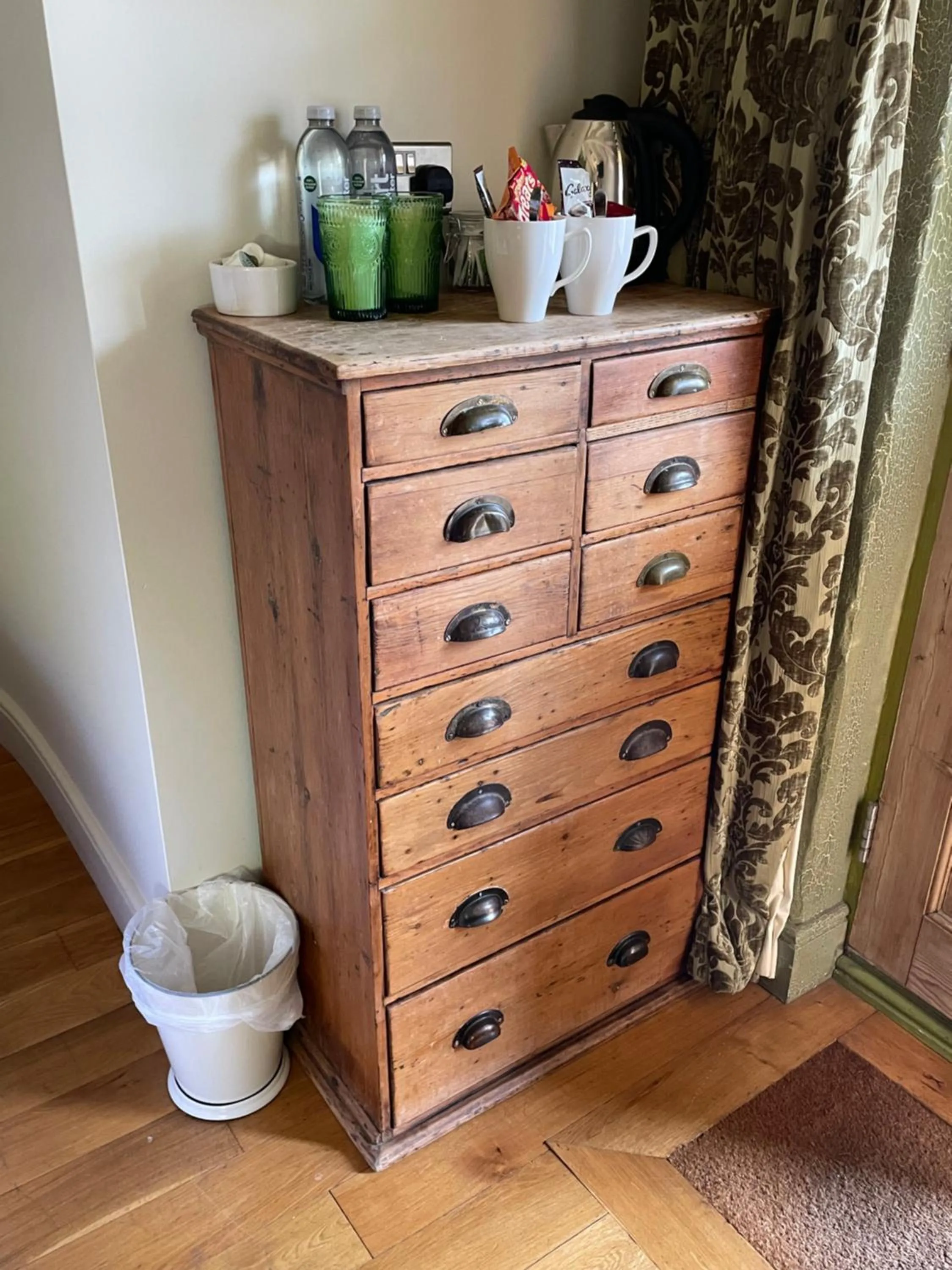 Coffee/tea facilities in Bradleigh Lodge