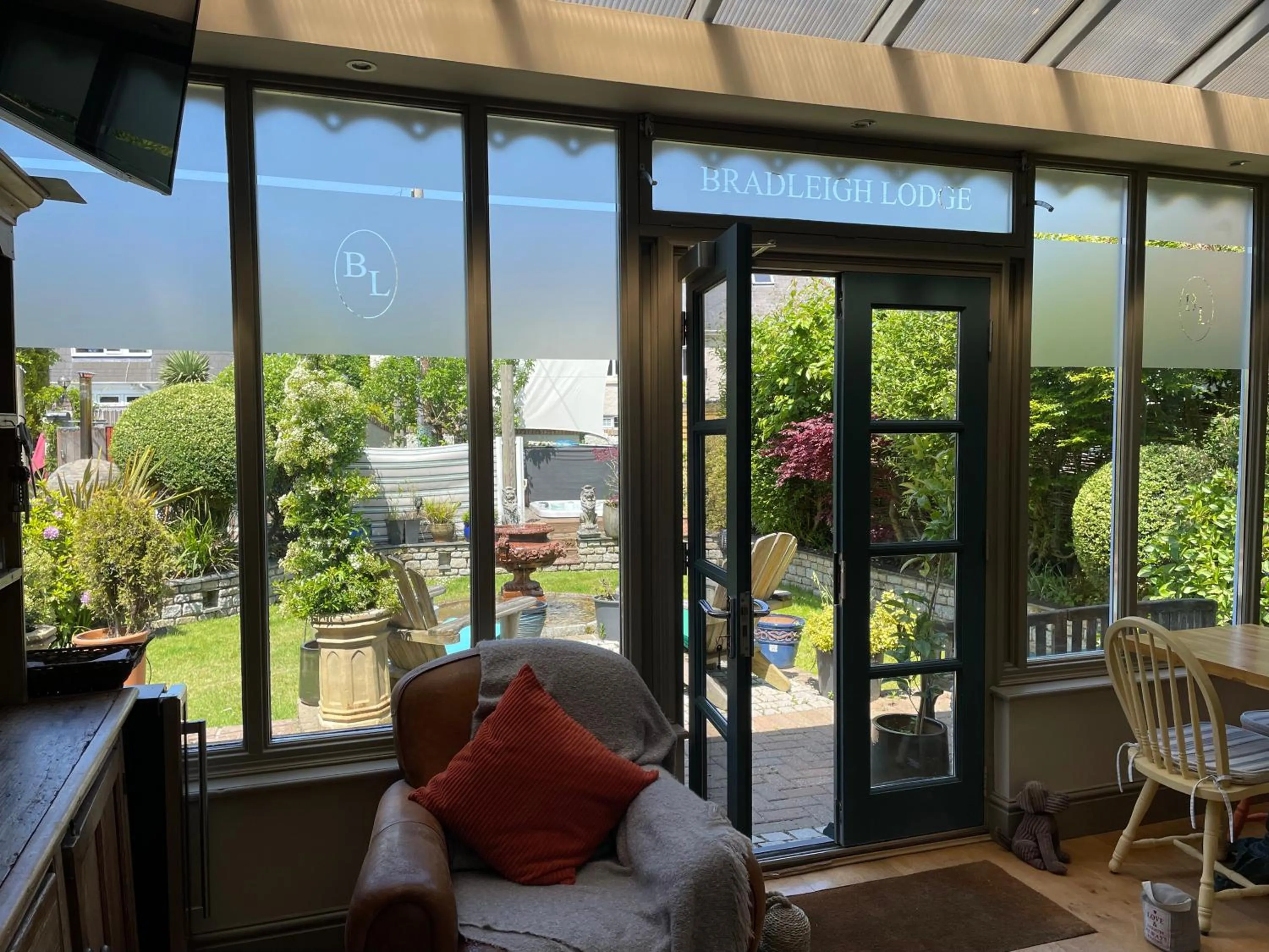 Seating area in Bradleigh Lodge