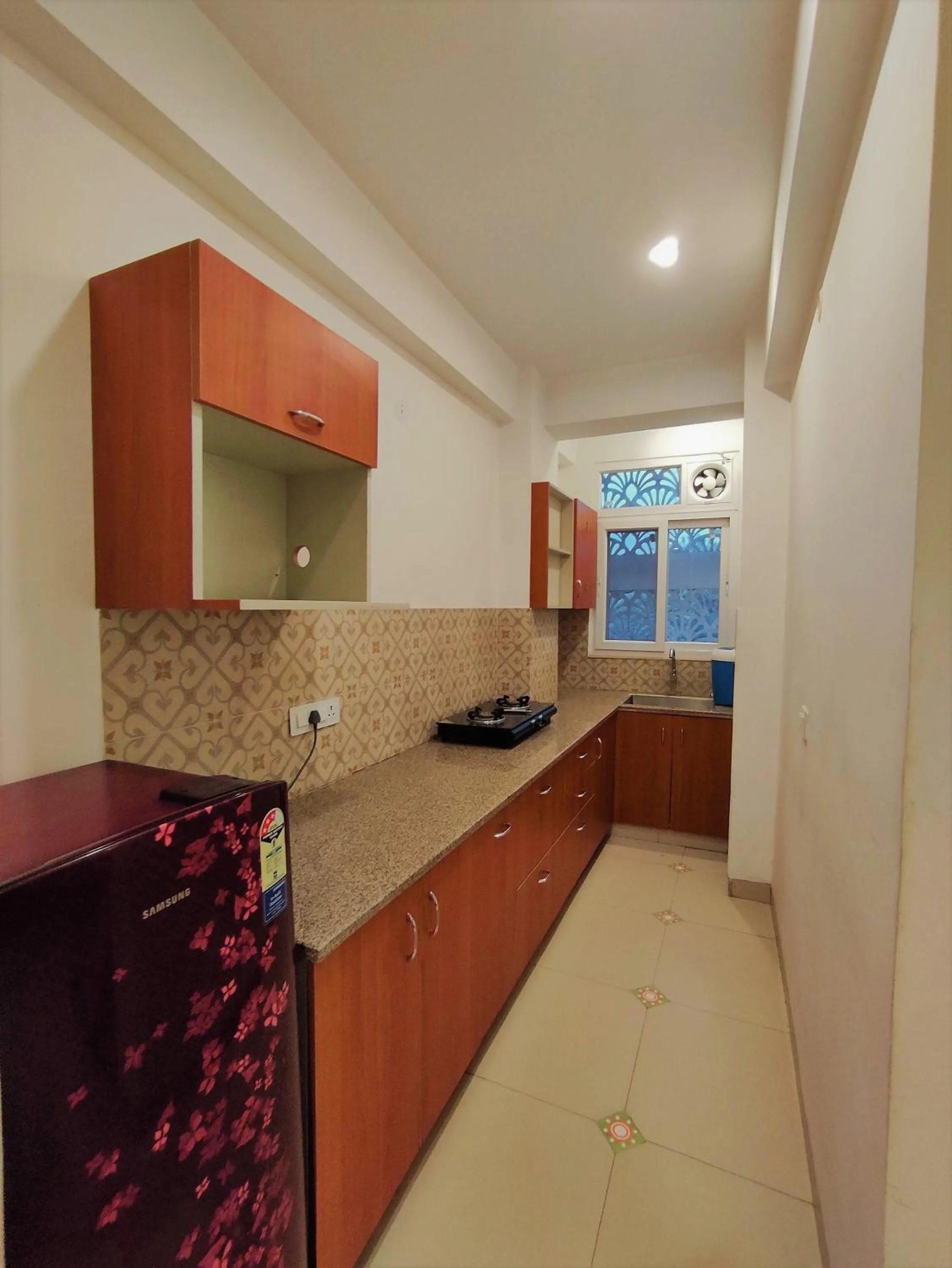 kitchen in The Angel Hotel & Suites near Medanta