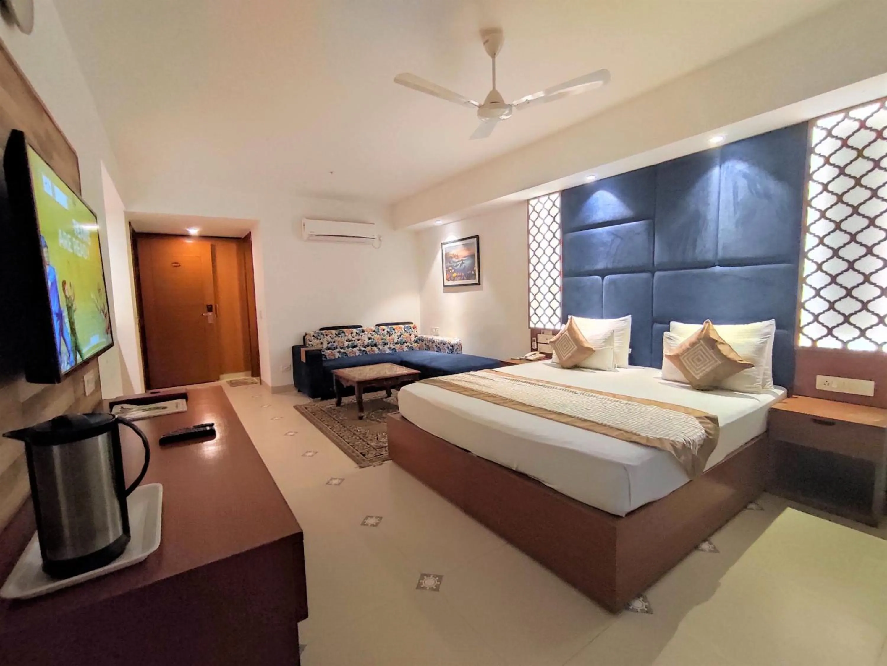 Photo of the whole room, Bed in The Angel Hotel & Suites near Medanta