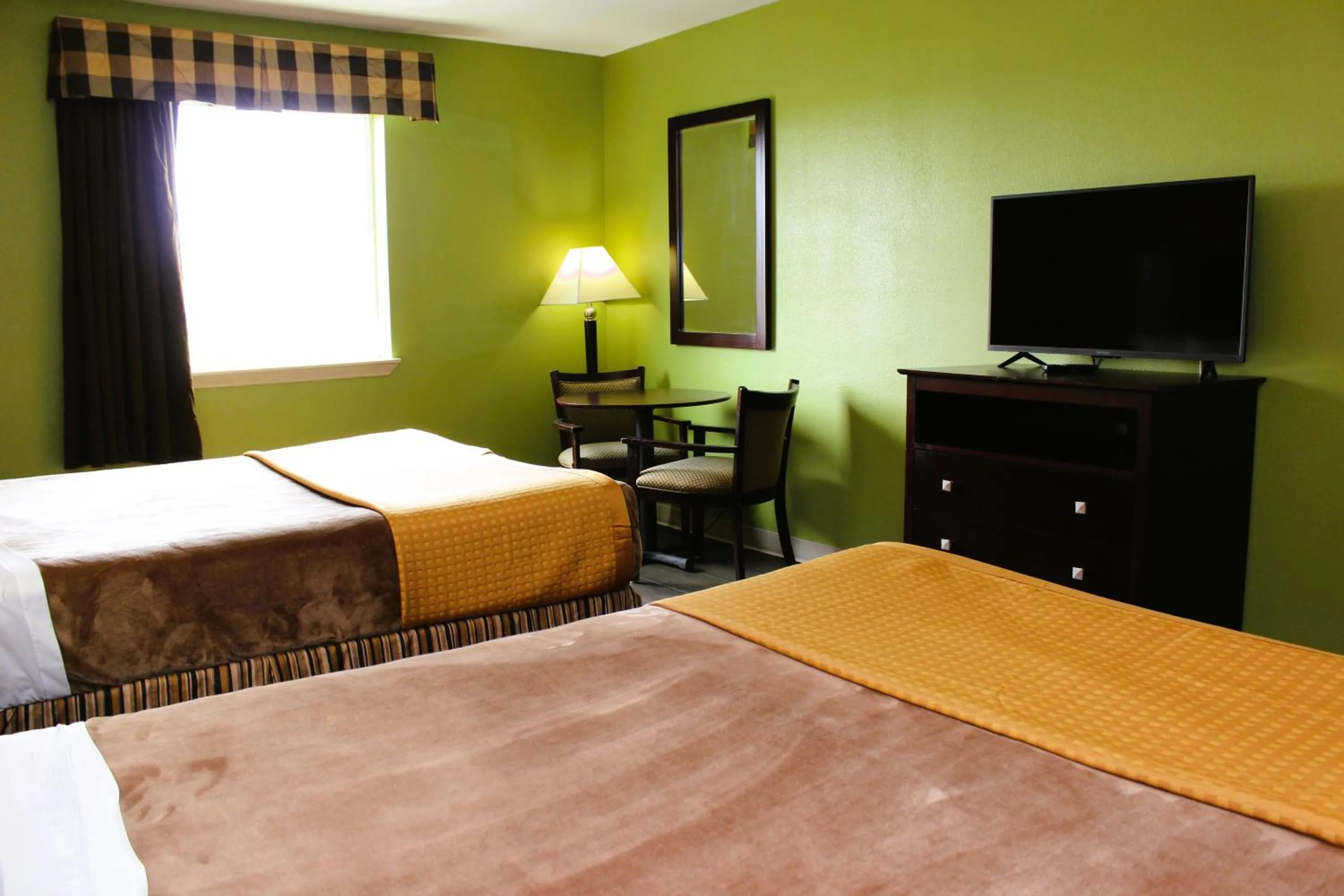 Bed in Scottish Inns Killeen near Fort Cavazos