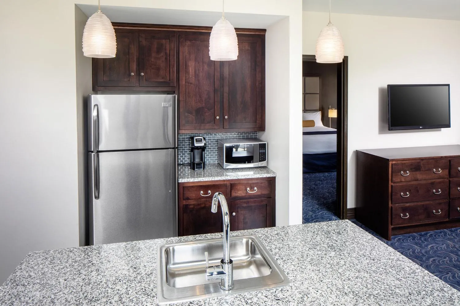 Kitchen or kitchenette in Kent State University Hotel and Conference Center
