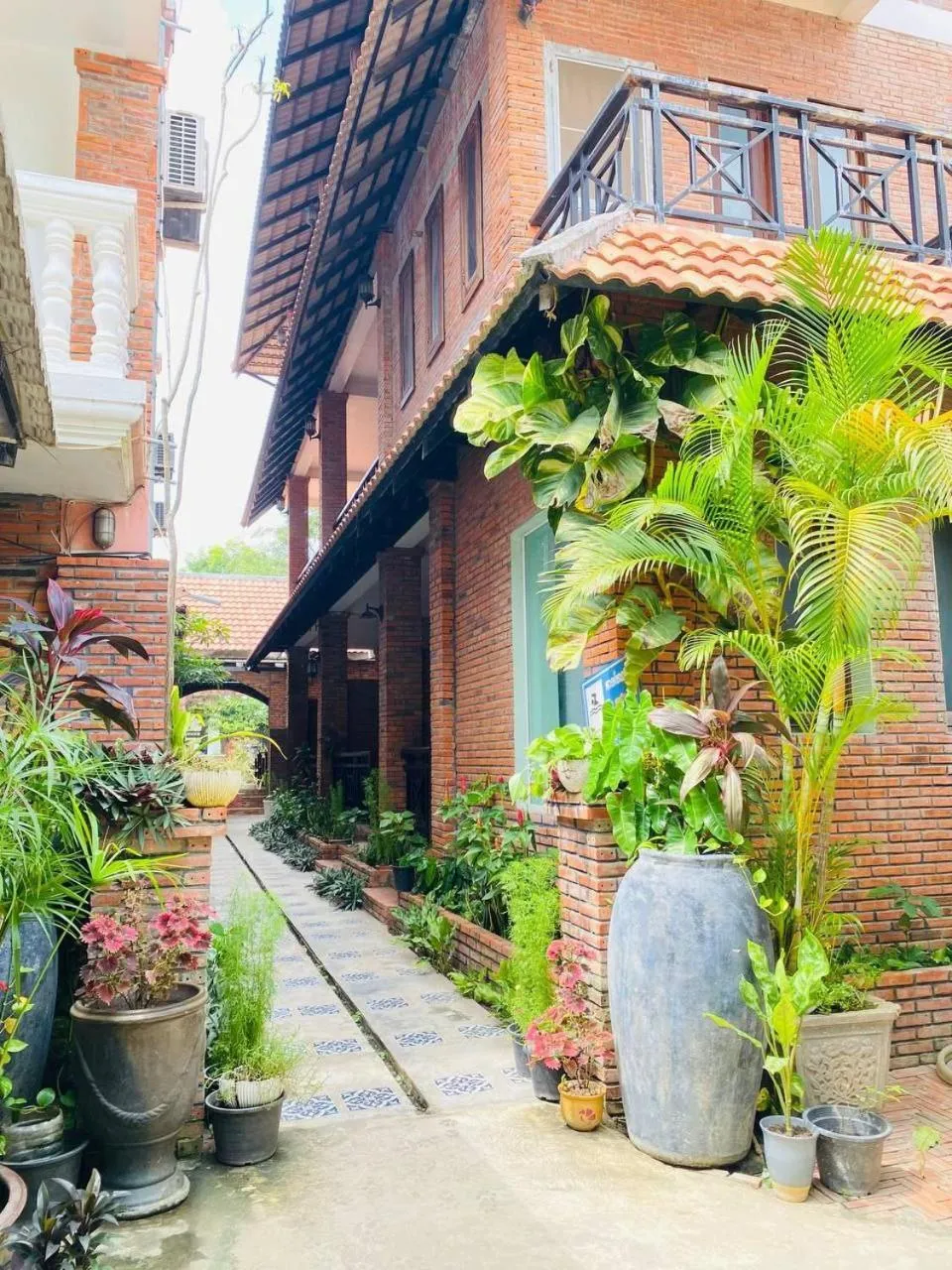 Property building in The Coconut House Hotel