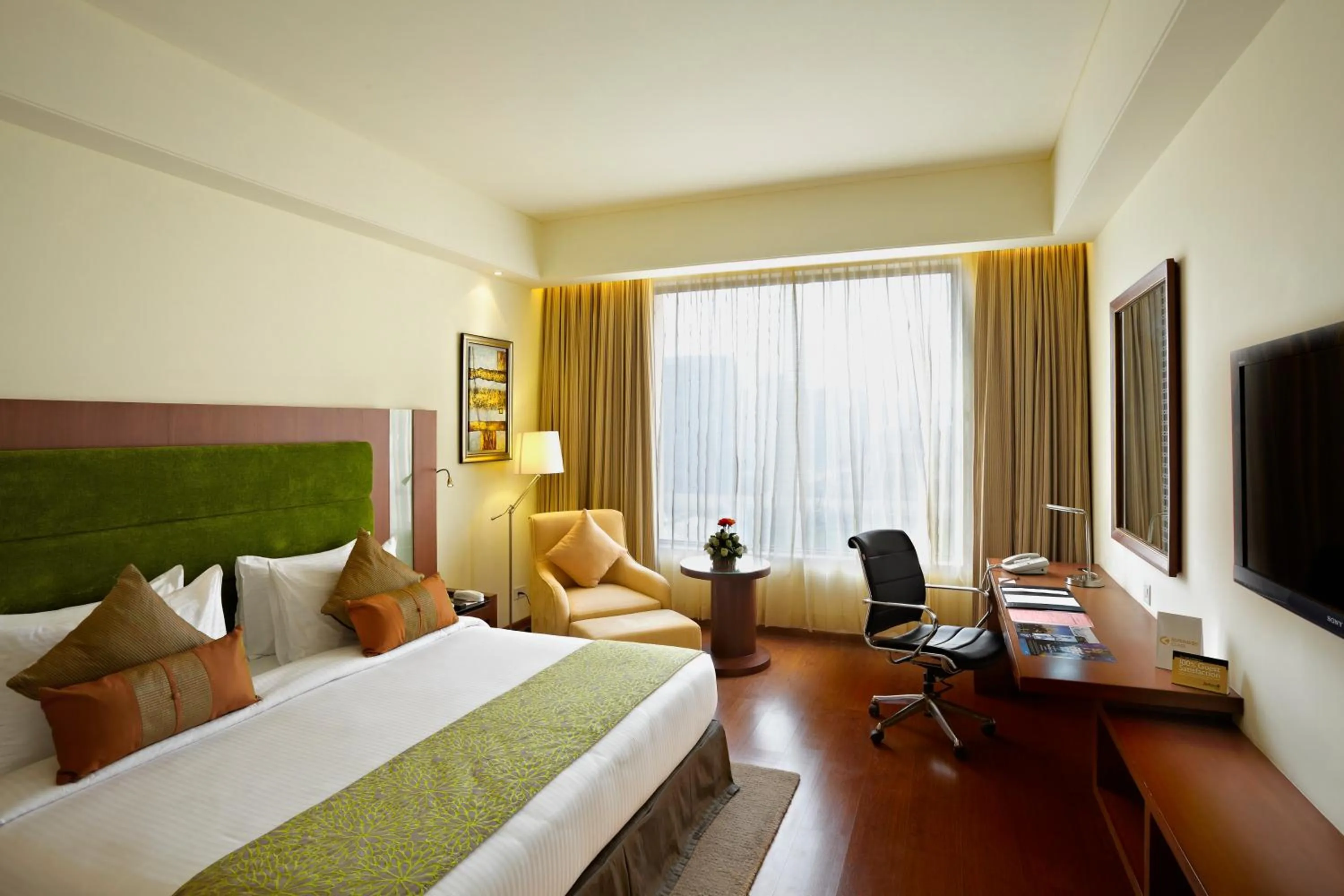 Bedroom, Bed in Radisson Blu Hotel Rudrapur