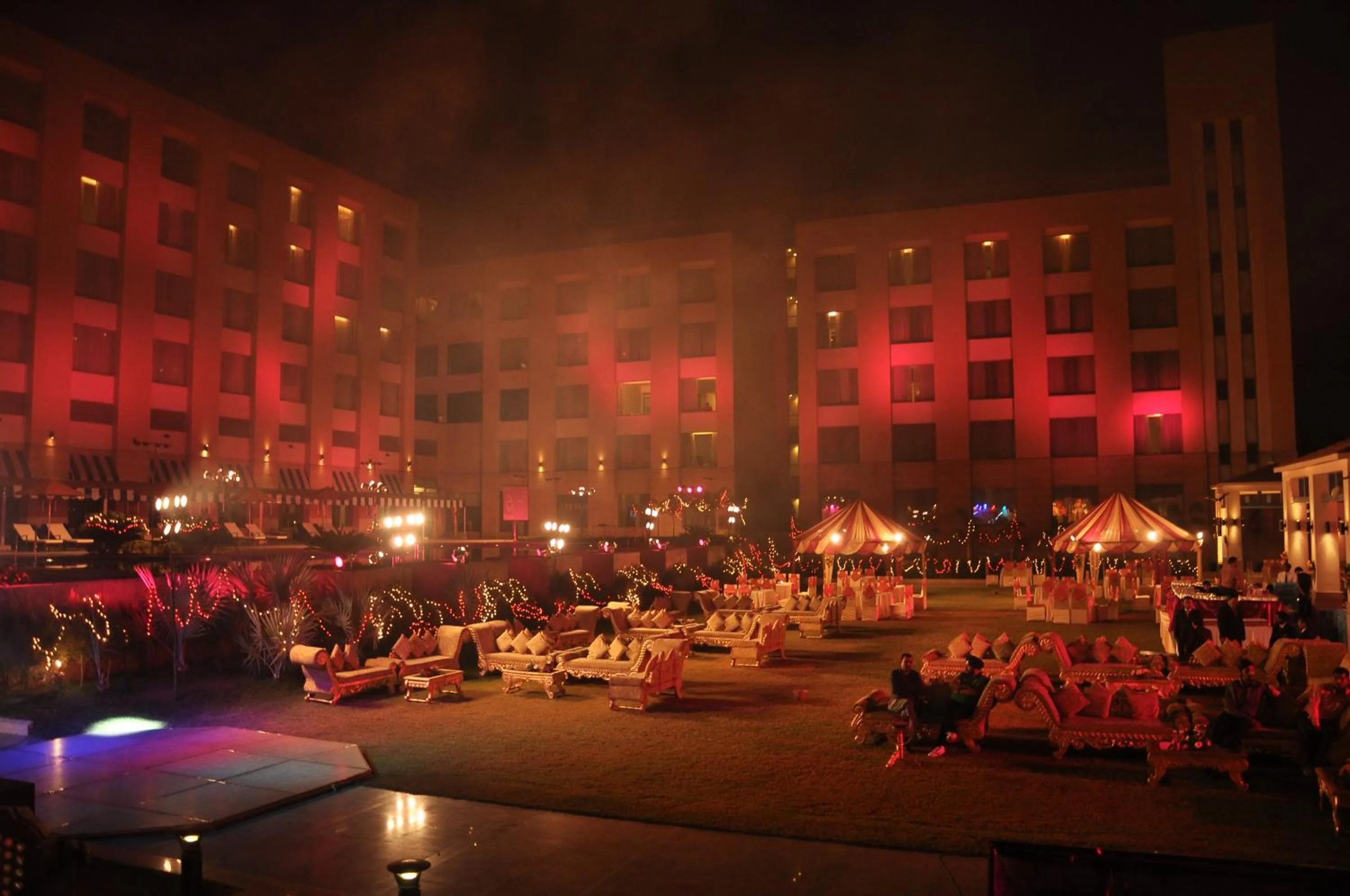 Banquet/Function facilities in Radisson Blu Hotel Rudrapur