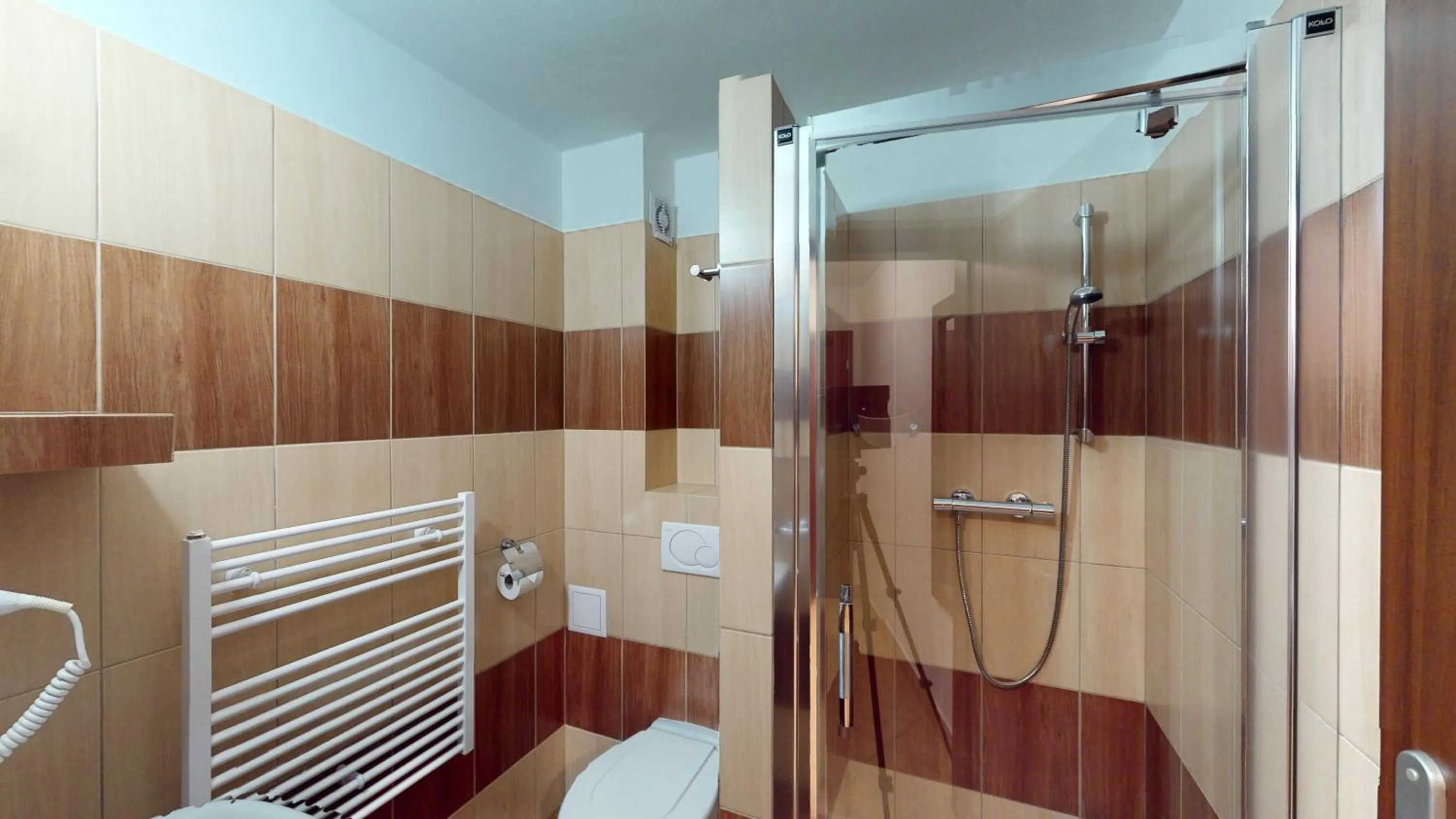 Shower in Garni Hotel Fatra