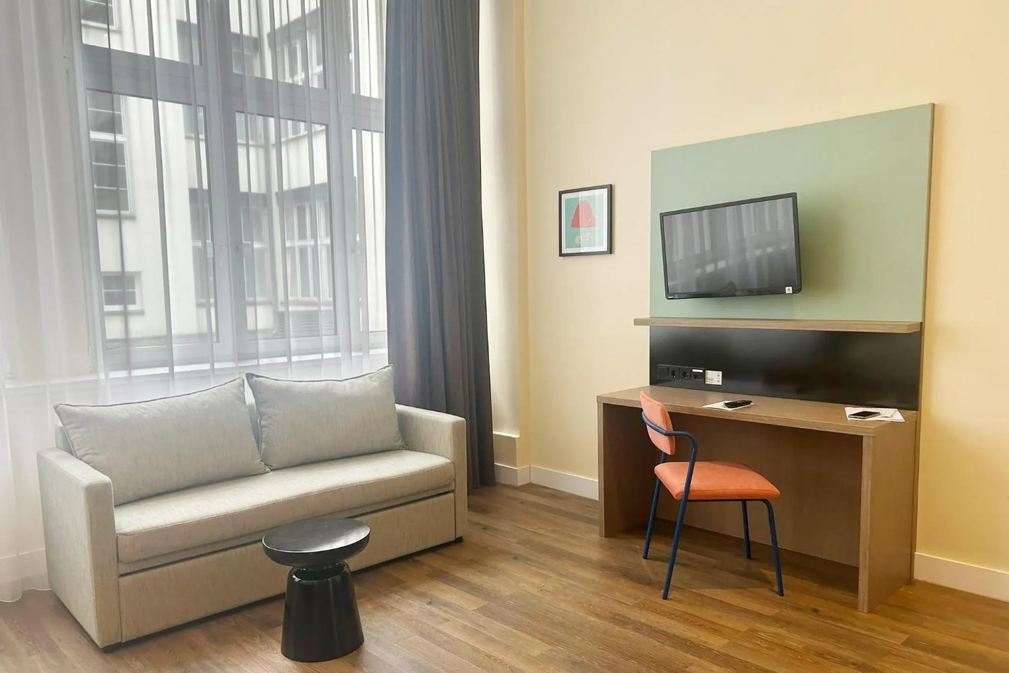 Photo of the whole room in Garner Hotel Berlin - Charlottenburg, an IHG Hotel