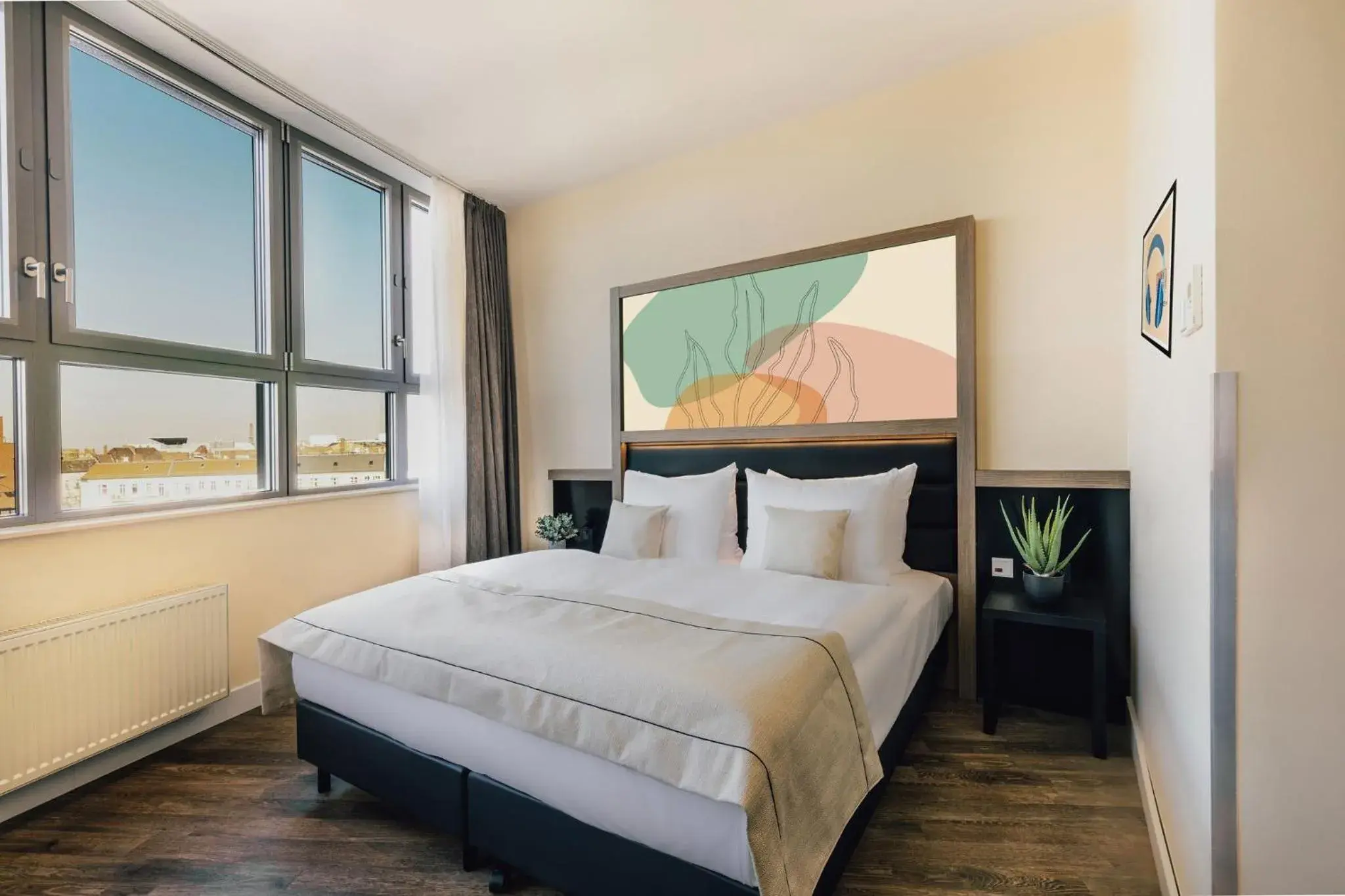 Standard Room in Garner Hotel Berlin - Charlottenburg, an IHG Hotel Standard Room in Garner Hotel Berlin - Charlottenburg, an IHG Hotel