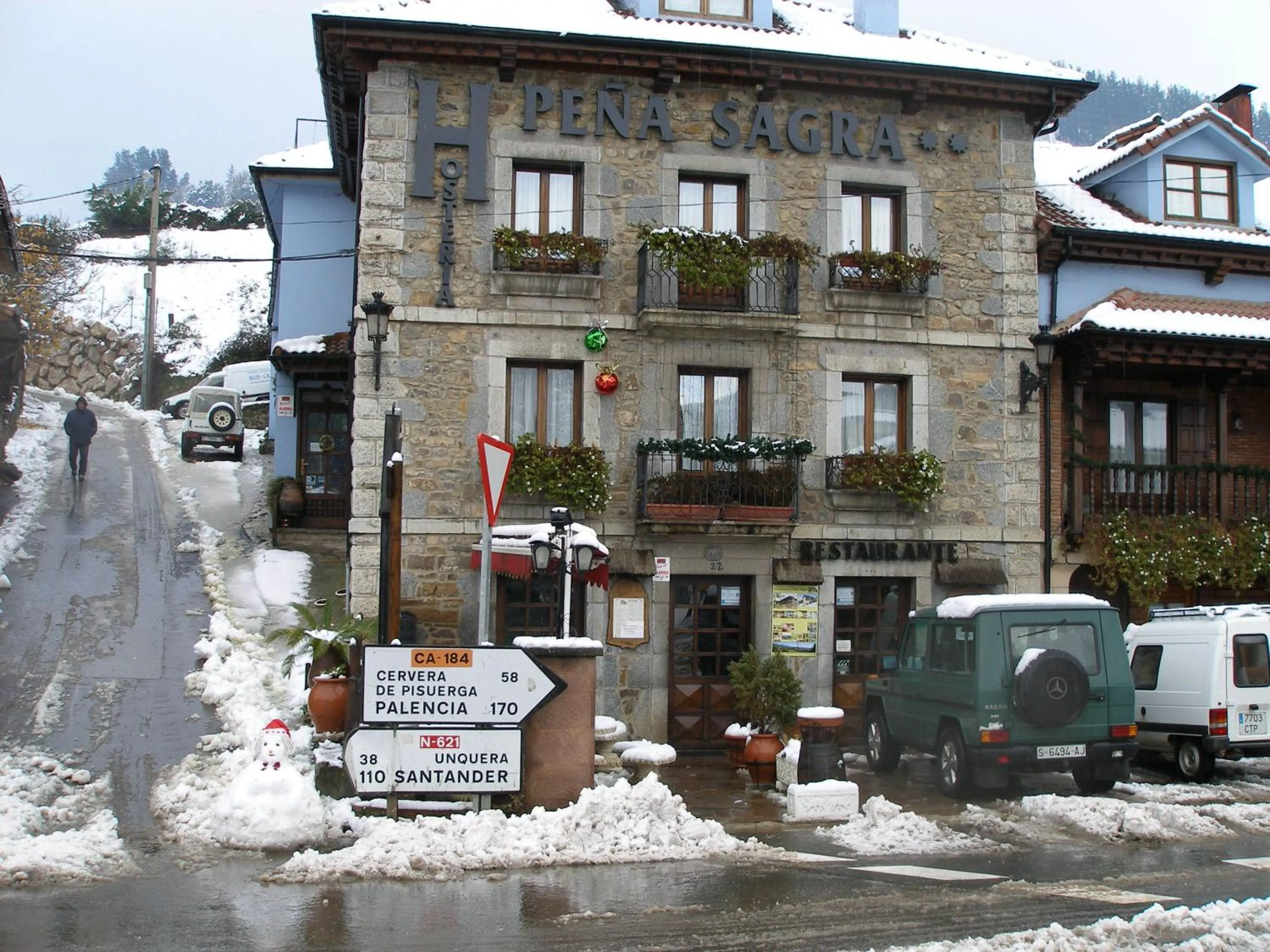 Property building in Hosteria Peña Sagra