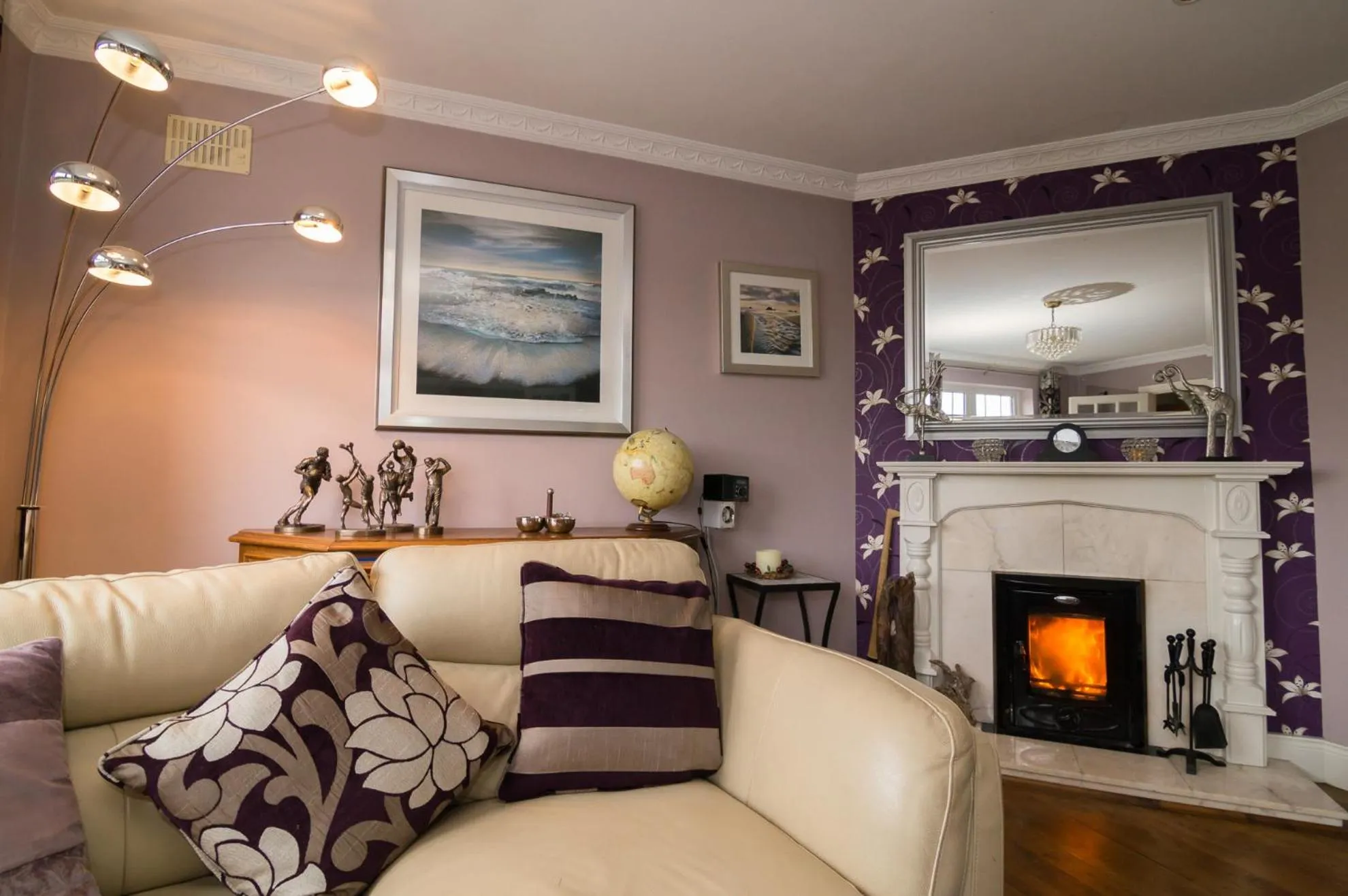 Living room in Ashbrook B&B