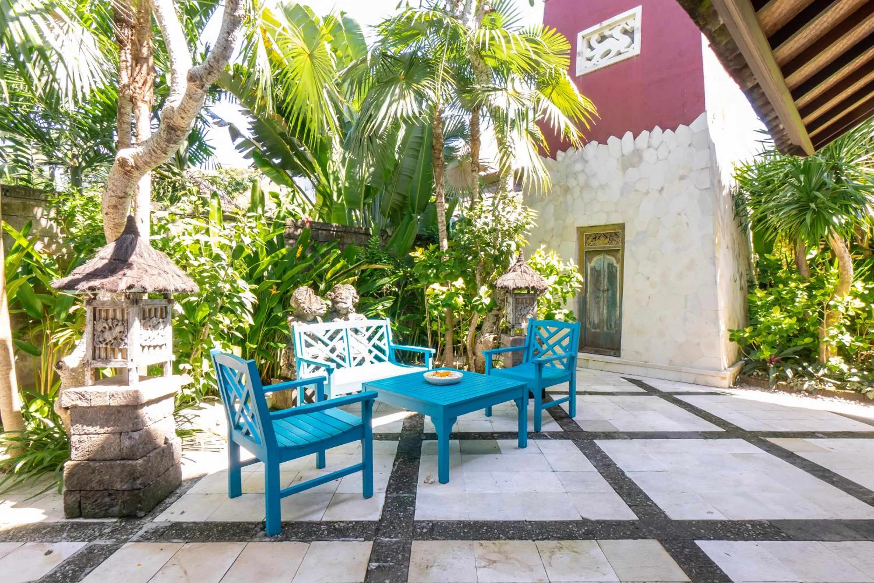 Area and facilities in Villa Angsa by Nakula