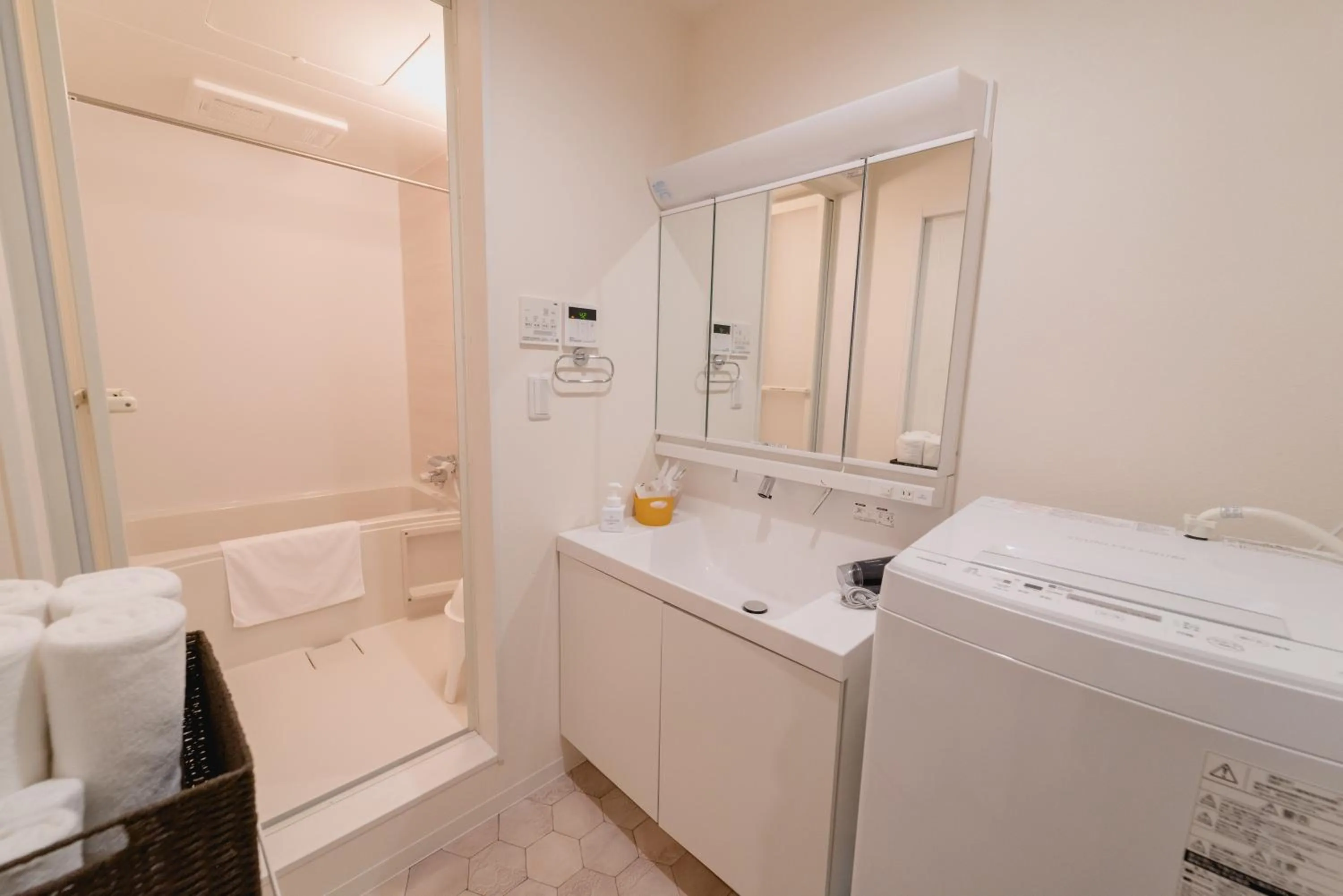 Area and facilities in Ecot Shimozato 3