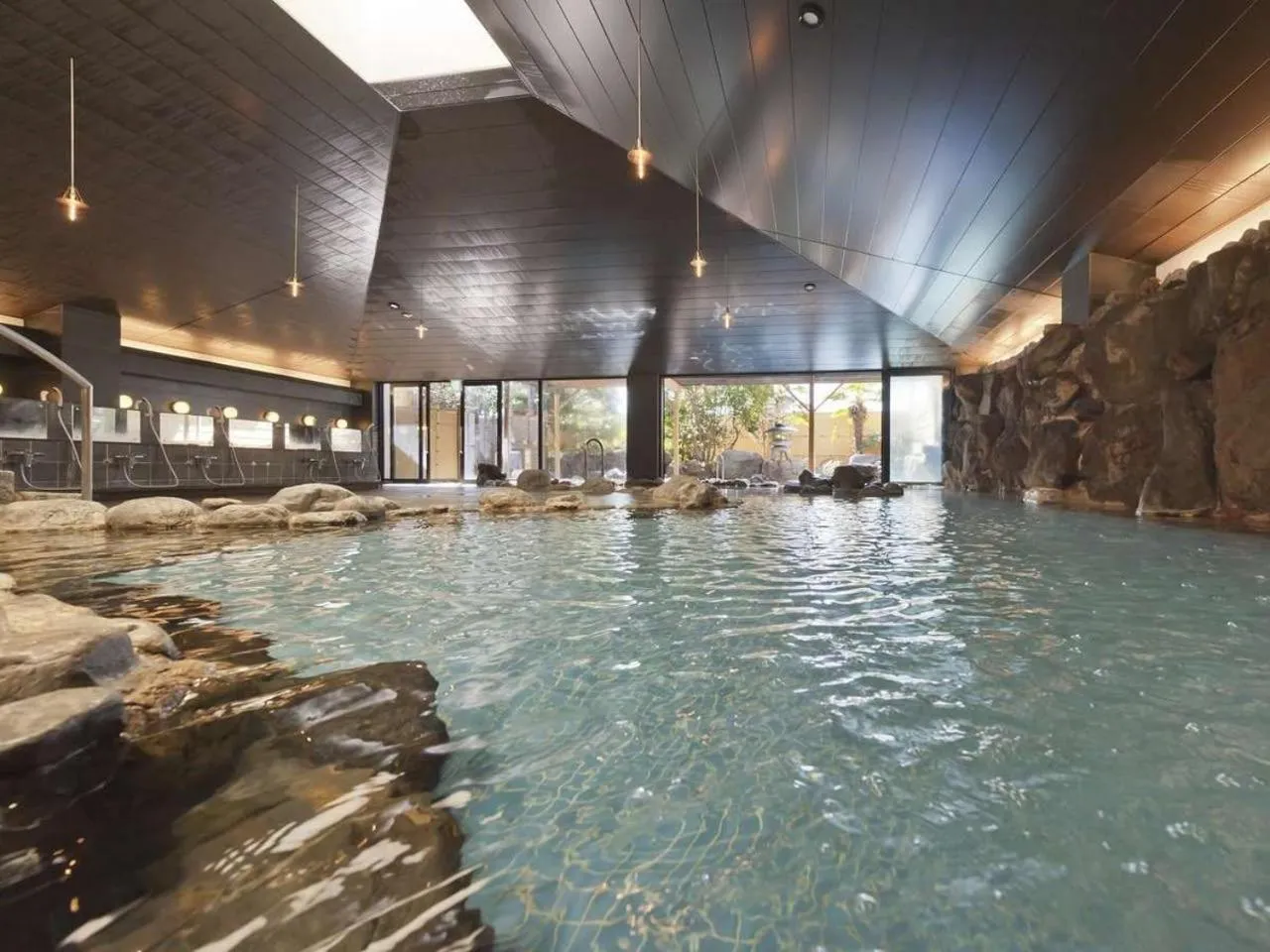 Public Bath in Hotel Fuji