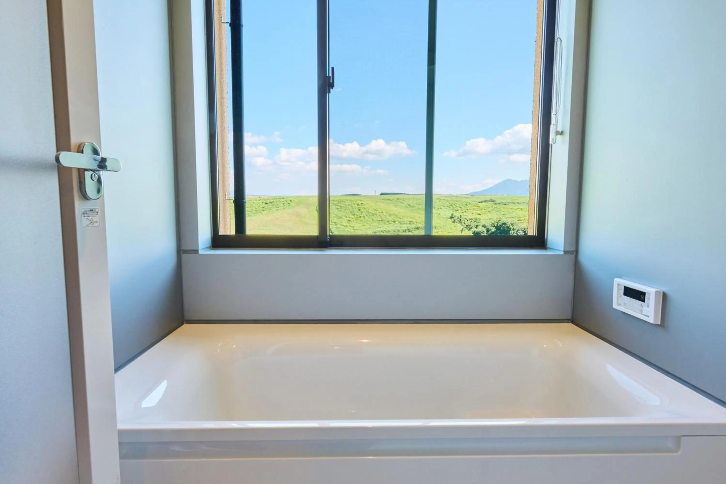 Photo of the whole room in El Patio Ranch