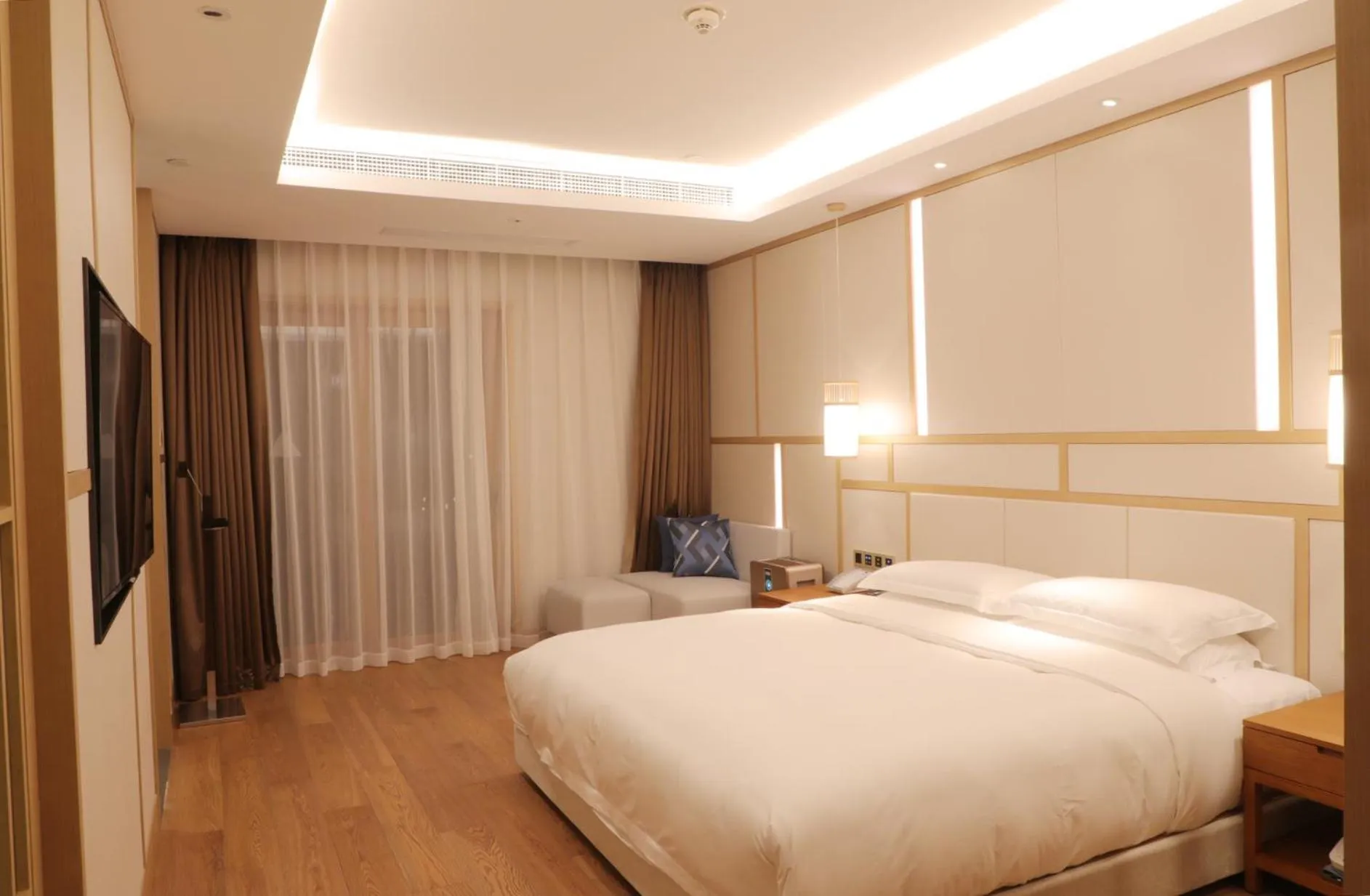 Bed in G-Luxe by Gloria Taimei Suzhou
