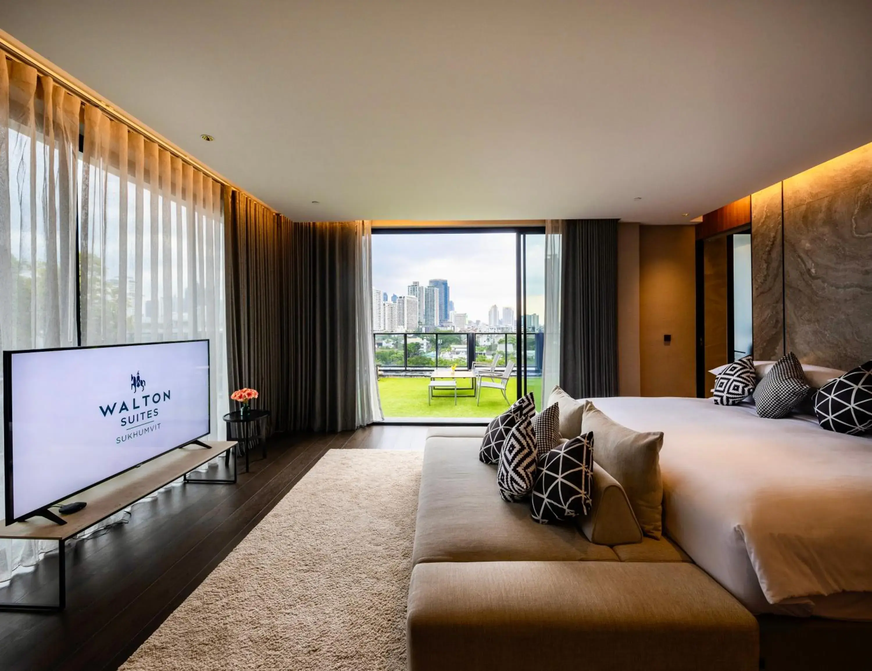 Villa with Private Pool in Walton Suites Sukhumvit Villa with Private Pool in Walton Suites Sukhumvit