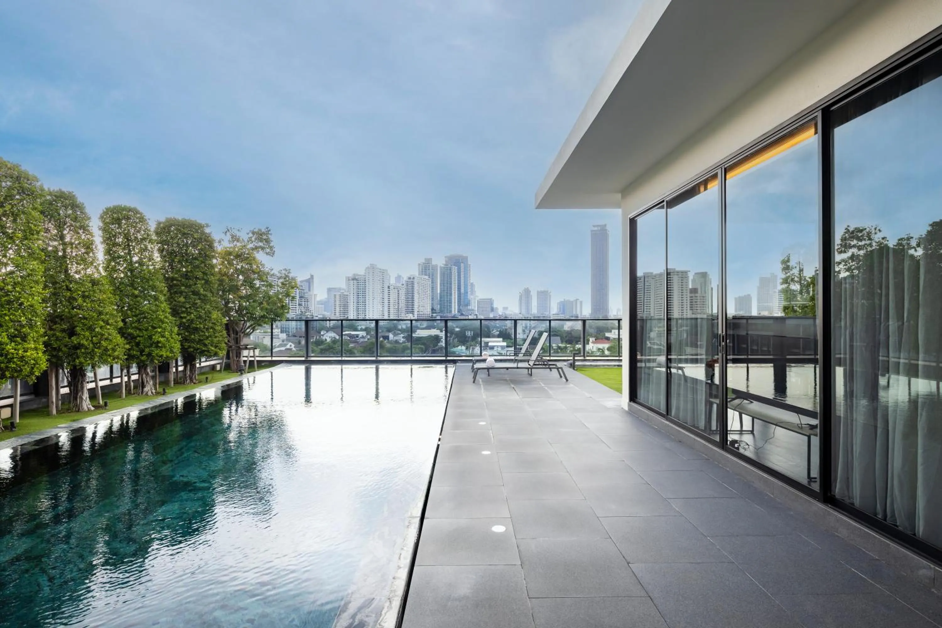 Balcony/Terrace in Walton Suites Sukhumvit