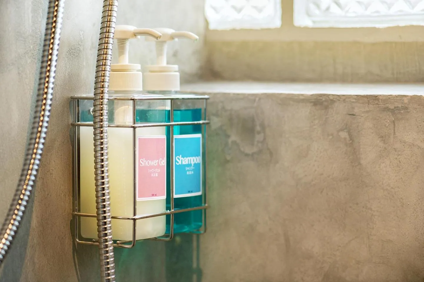 Shower in Siam Subway Hostel and Café