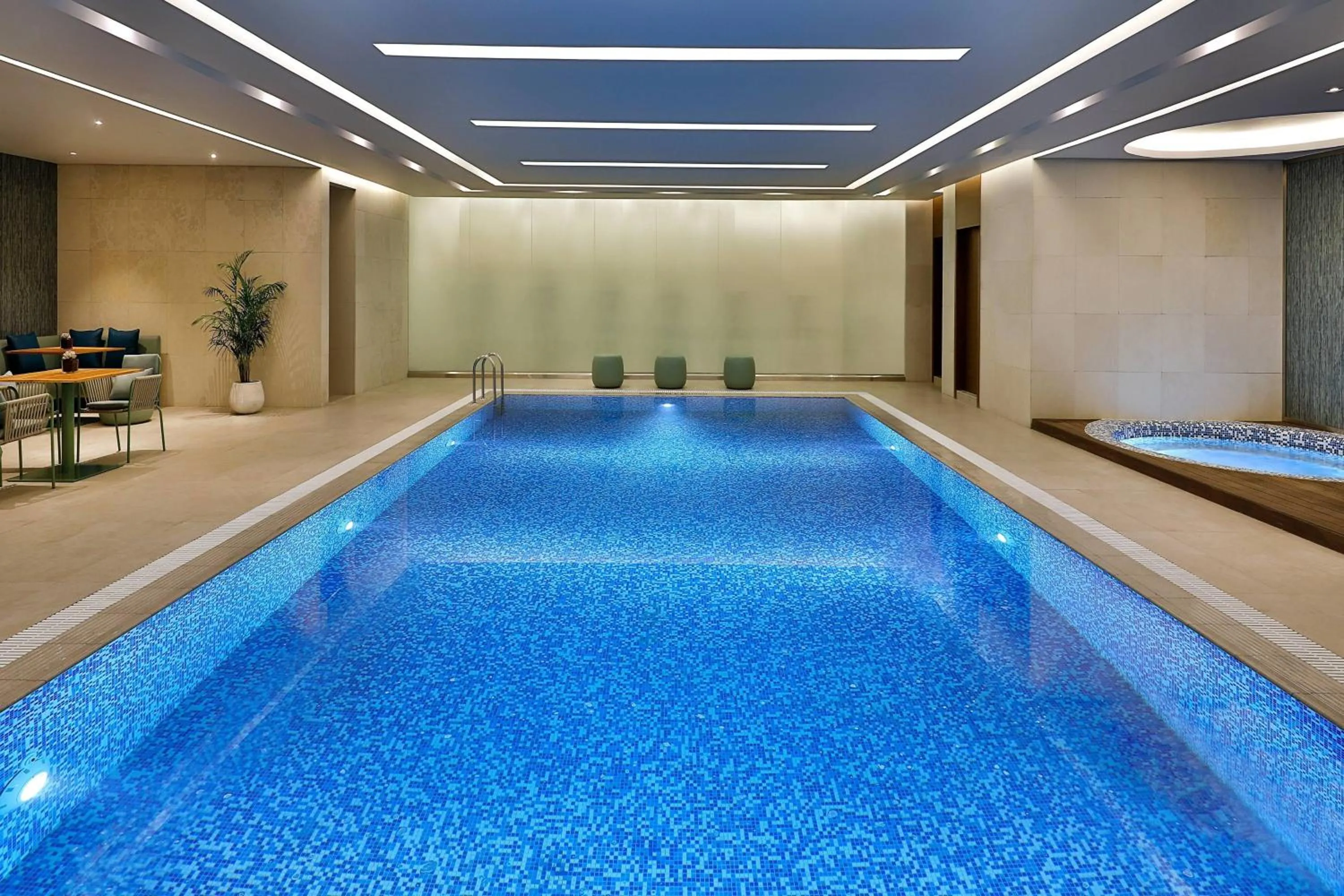 Swimming pool in Courtyard by Marriott Riyadh Northern Ring Road