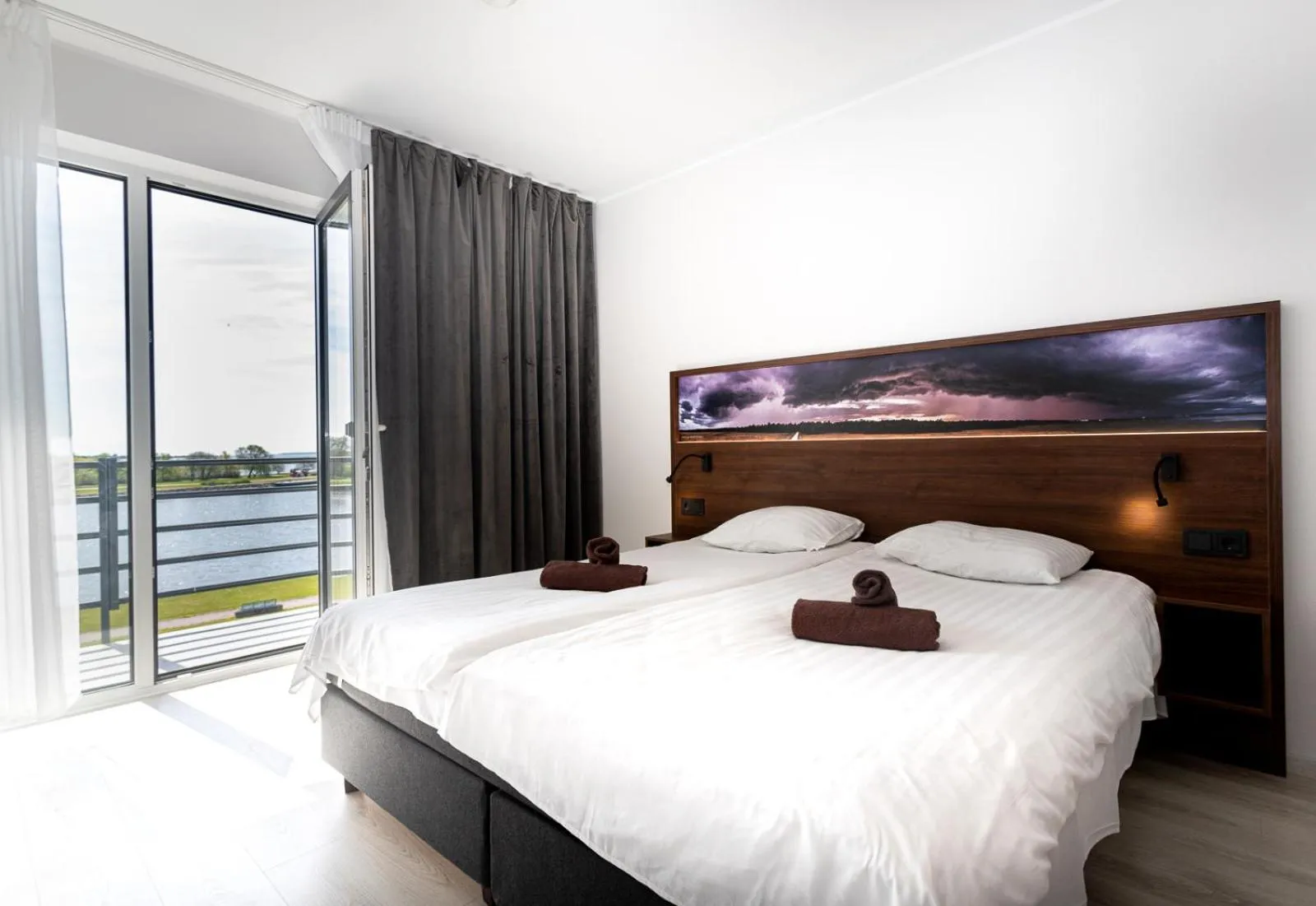 Bed in Ö Seaside Suites & SPA