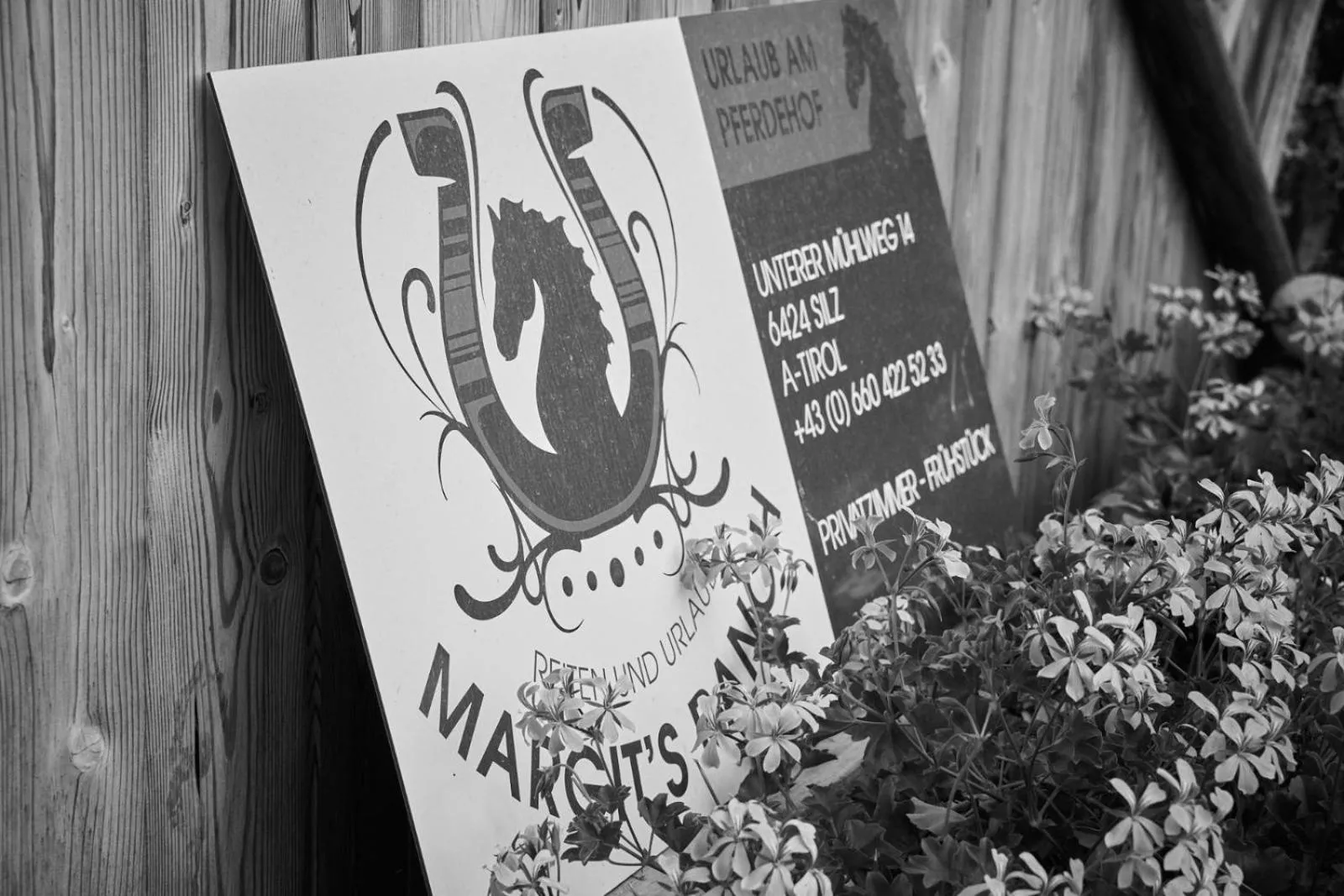 Property logo or sign in B&B Margit's Ranch Urlaub am Pferdehof