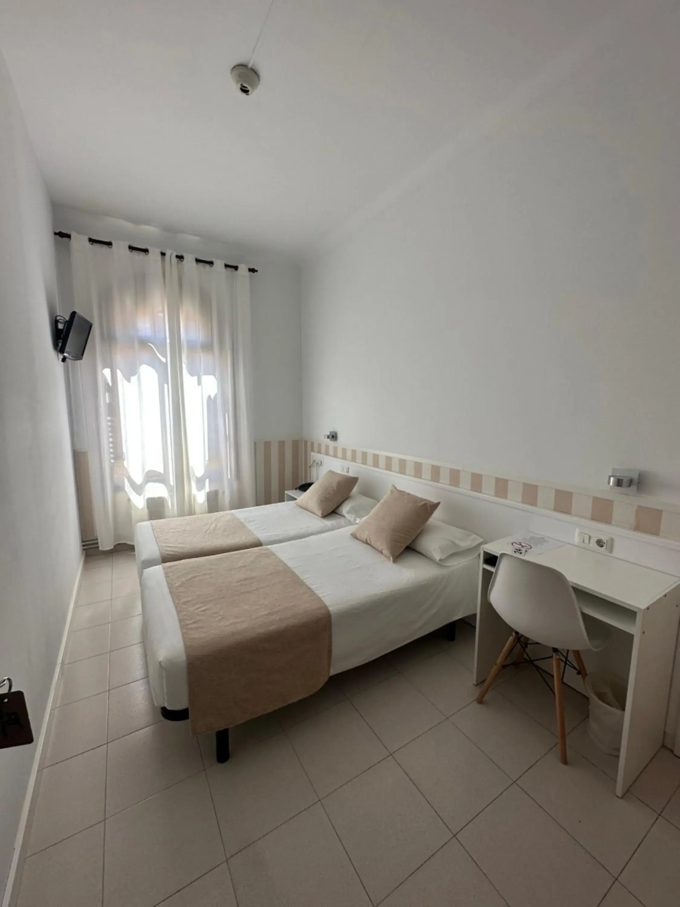 Standard Twin Room in Hotel Torino Standard Twin Room in Hotel Torino