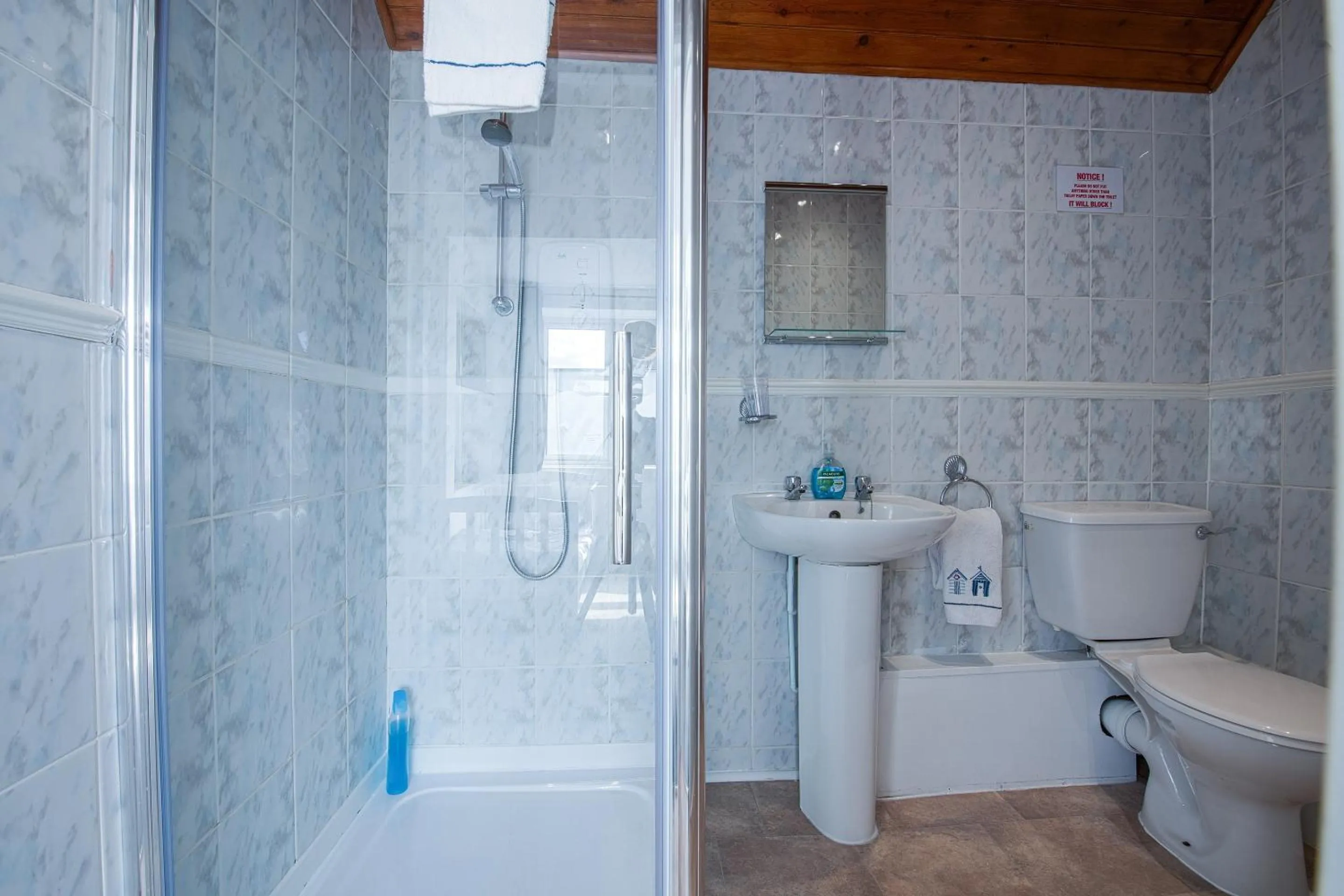 Bathroom in OYO Pier Hotel