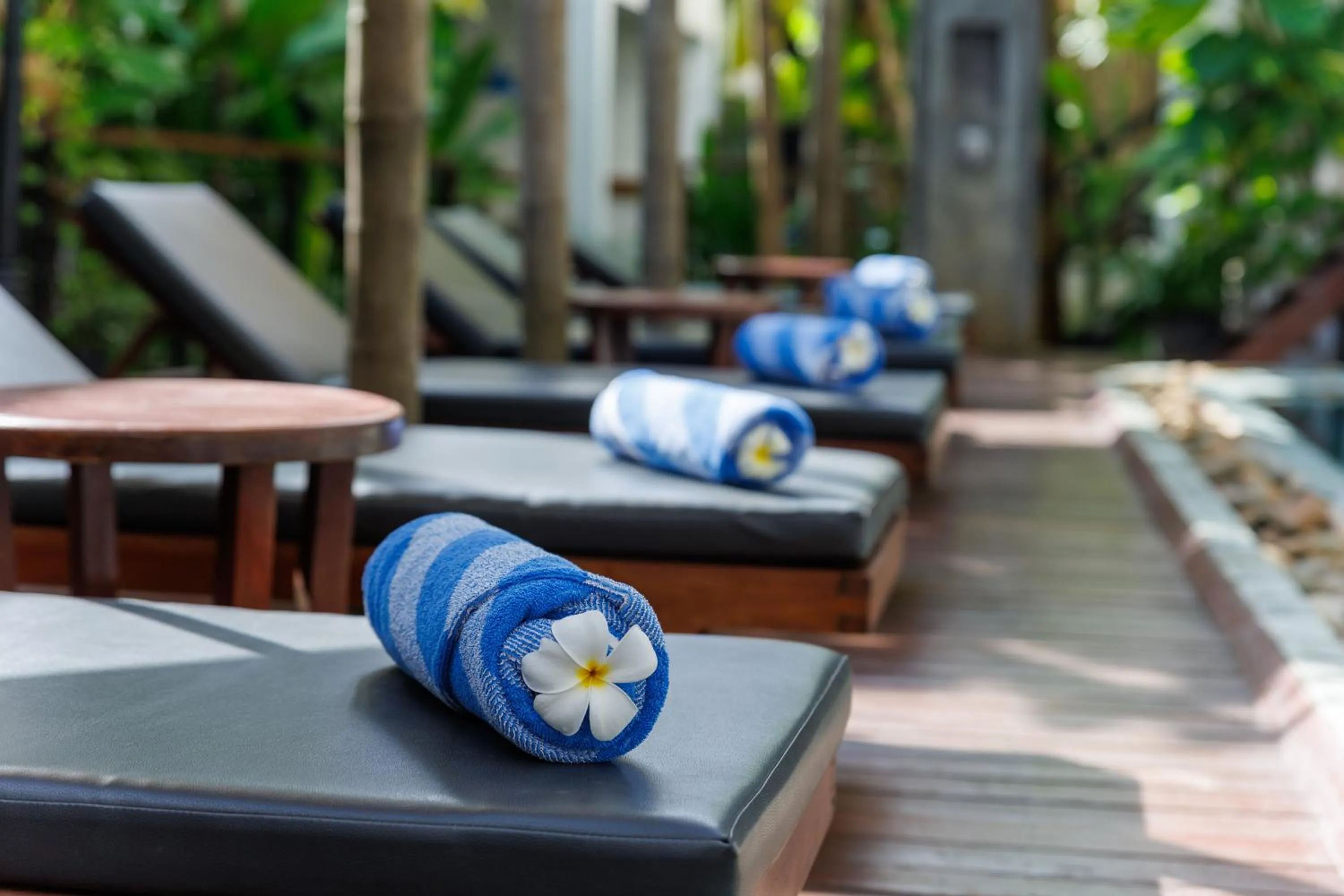 sunbed in SAKABAN Suite