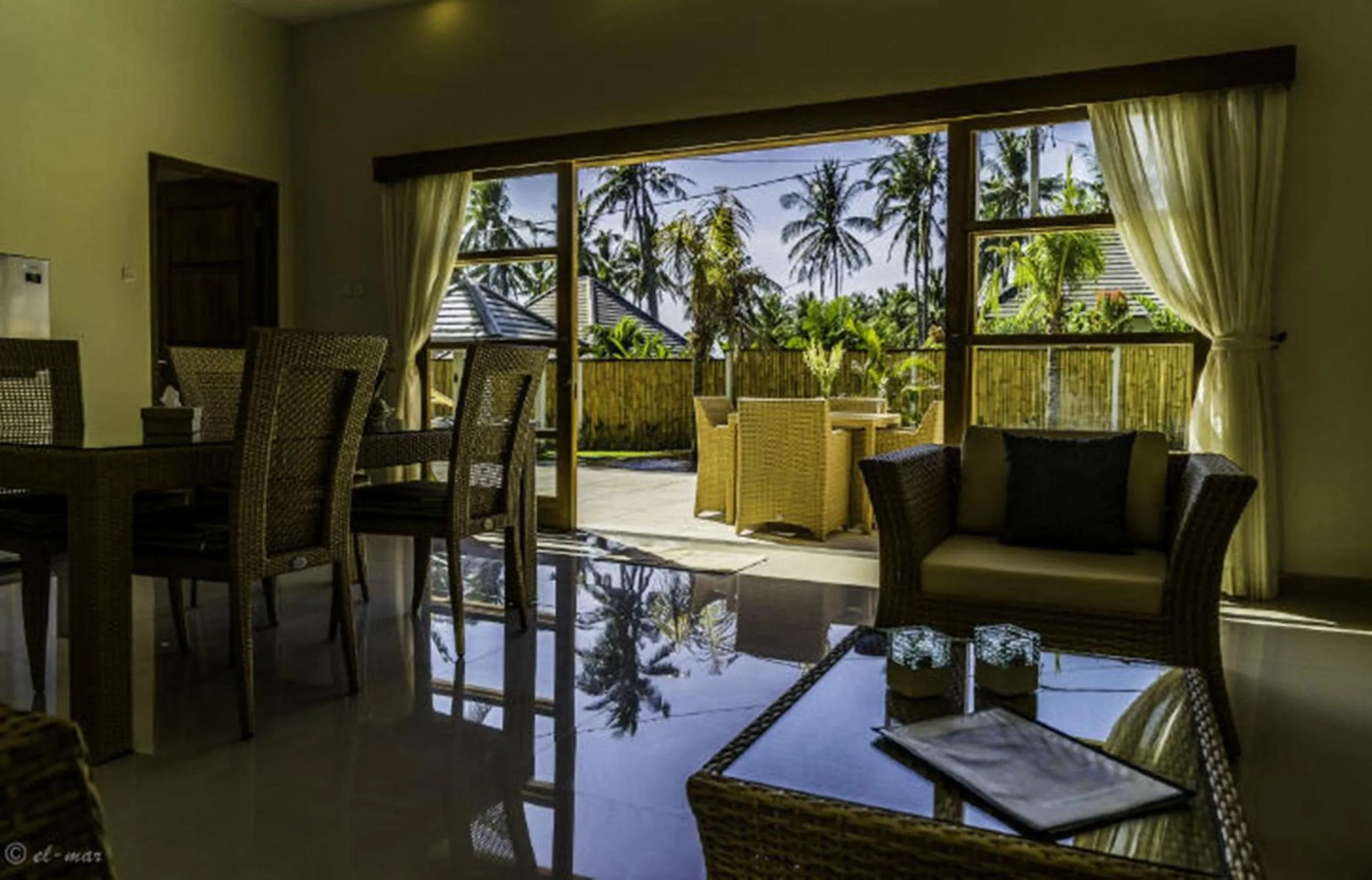 Living room in Kubu Indah Dive & Spa Resort