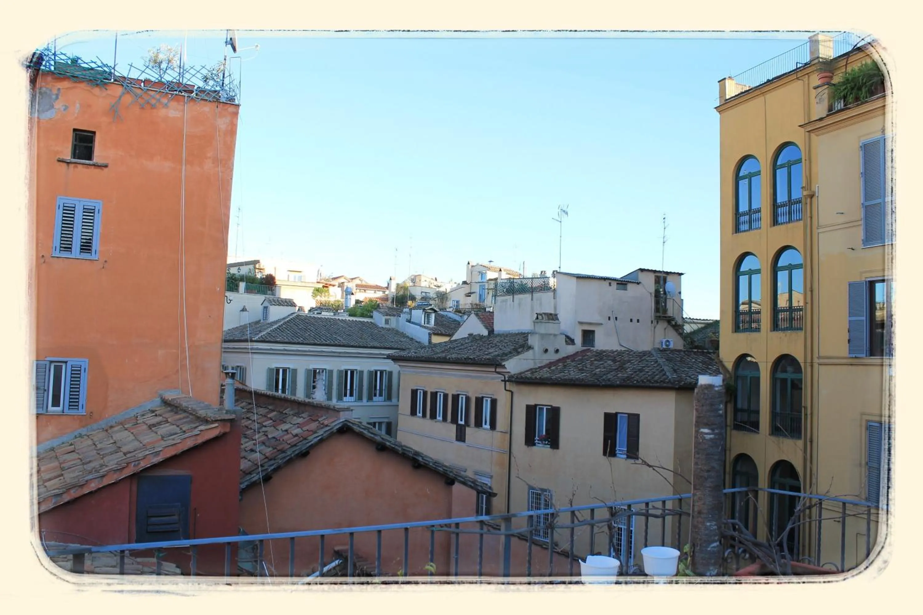 Bird's eye view in Di Rienzo Pantheon Palace