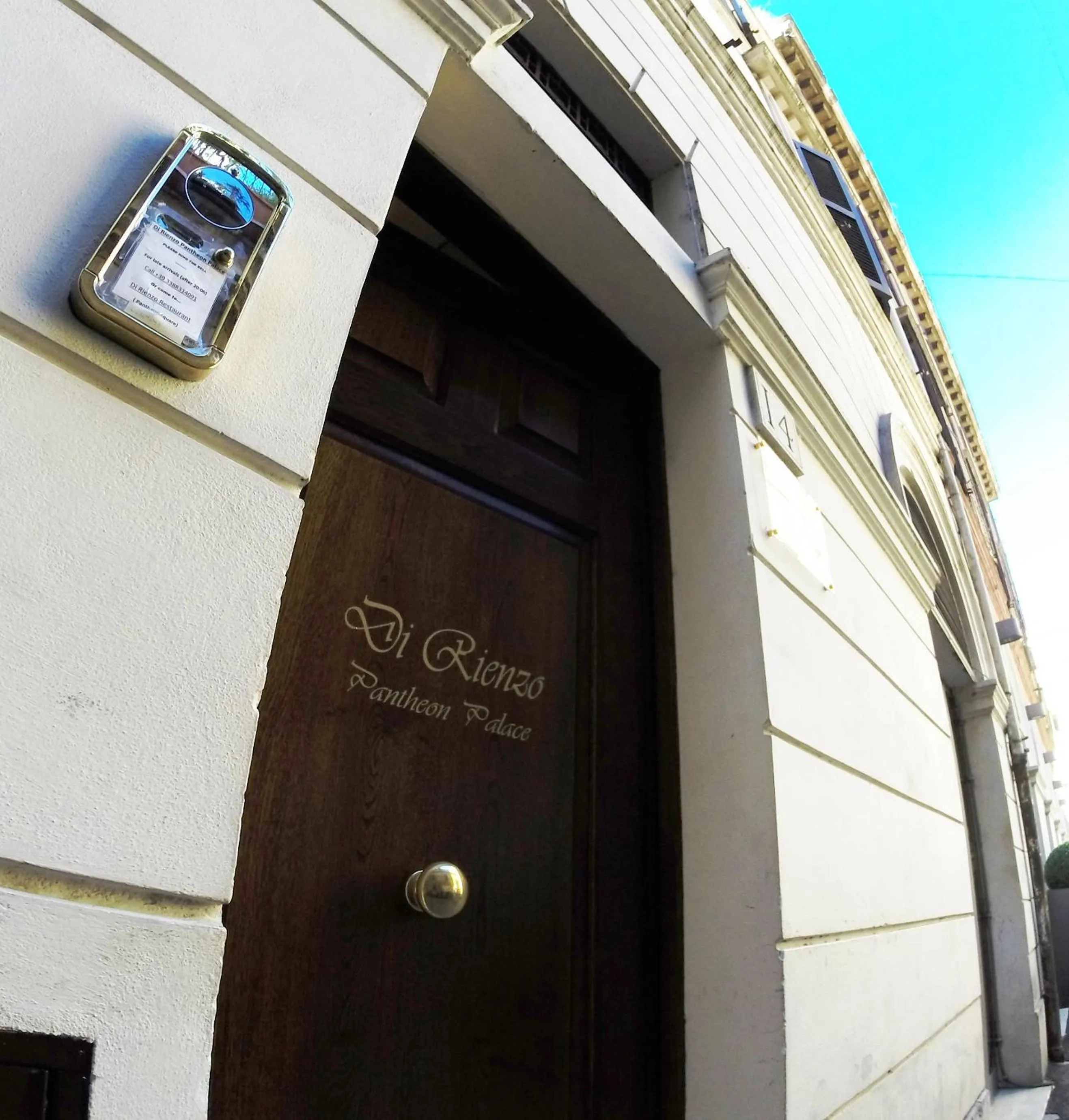 Facade/entrance in Di Rienzo Pantheon Palace