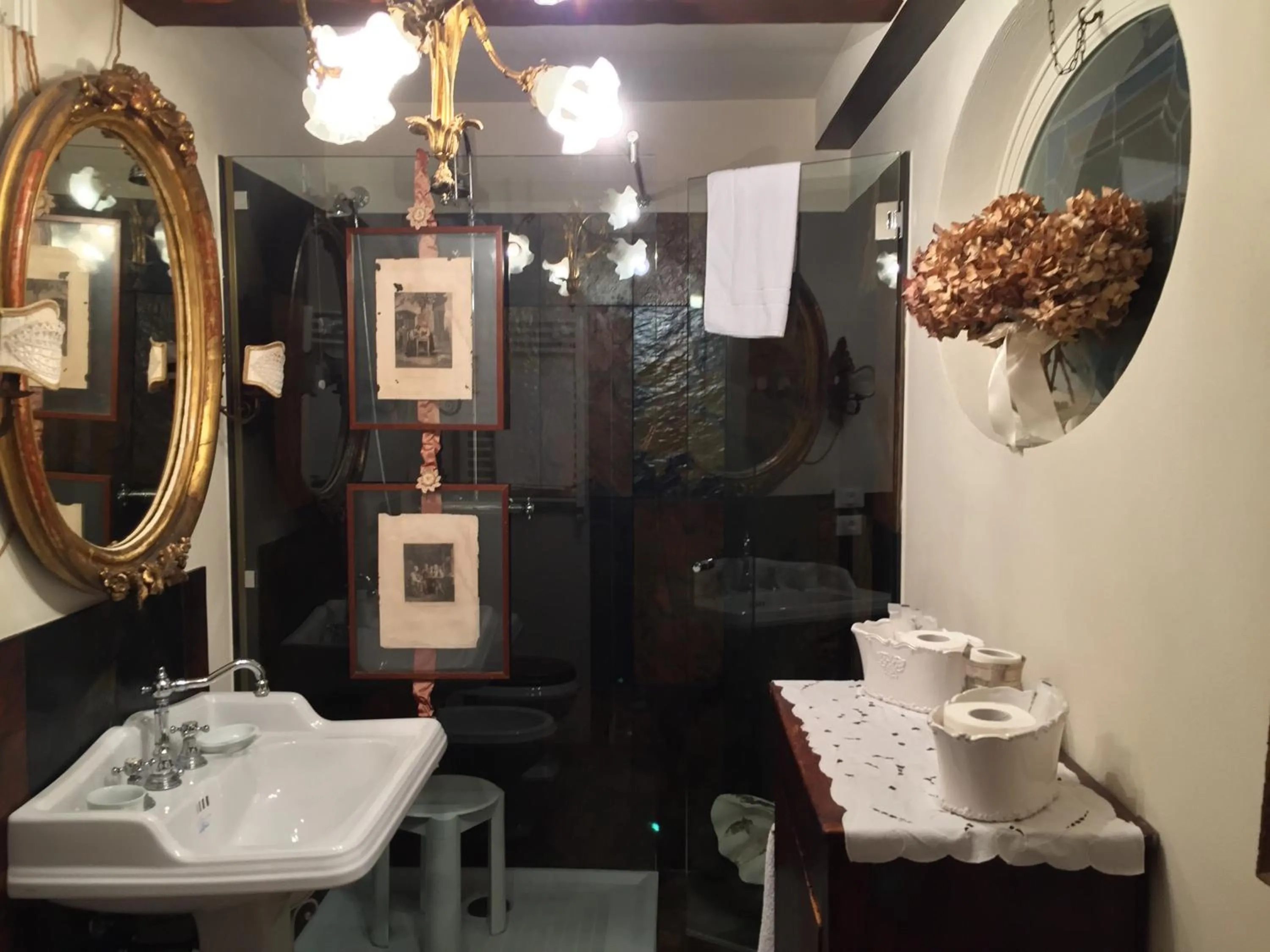 Bathroom in B&B Al Re