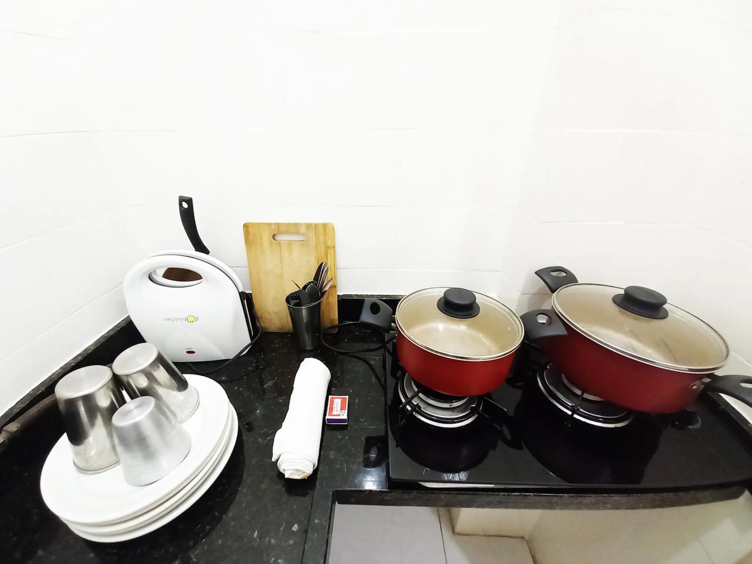 Espaçoso apto na Praia de Copacabana TC1010