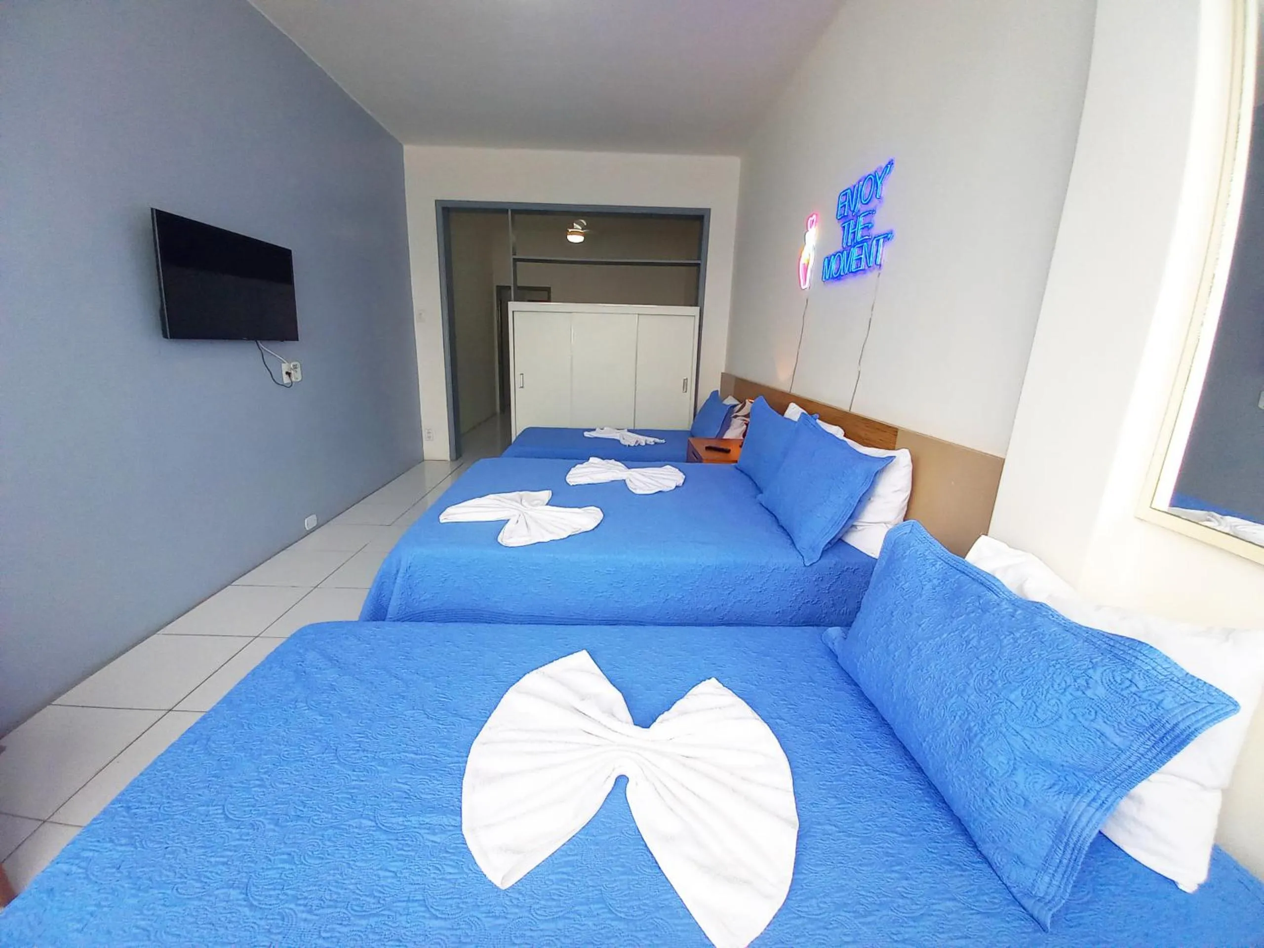 Bed in Studio com Janela para o Mar TC1203