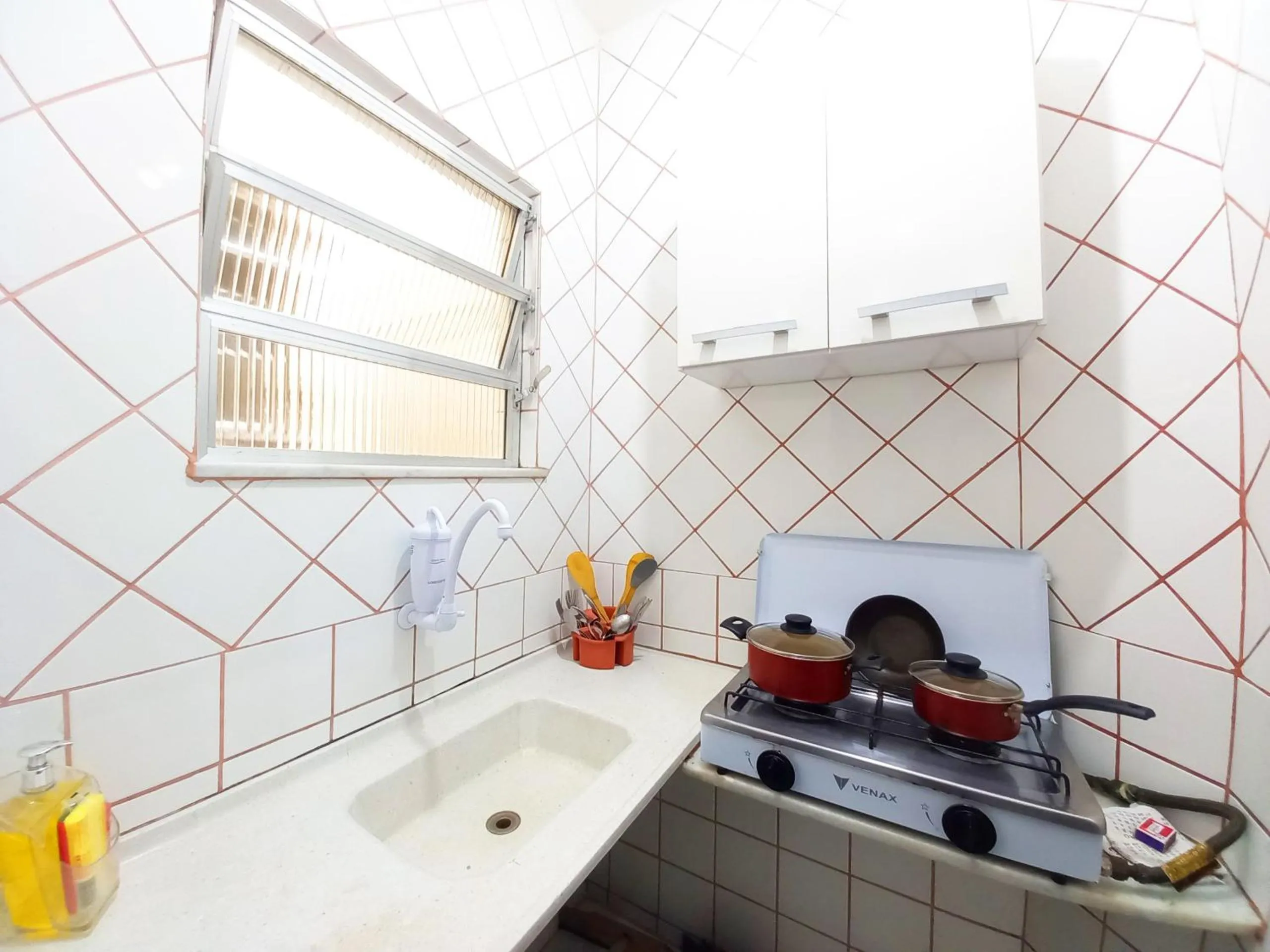 Studio com Janela para o Mar TC1203