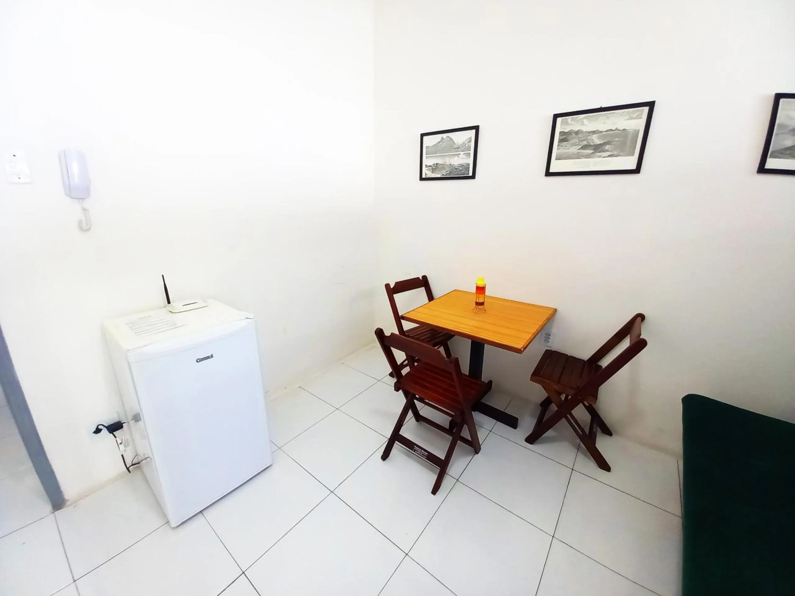 Studio com Janela para o Mar TC1203